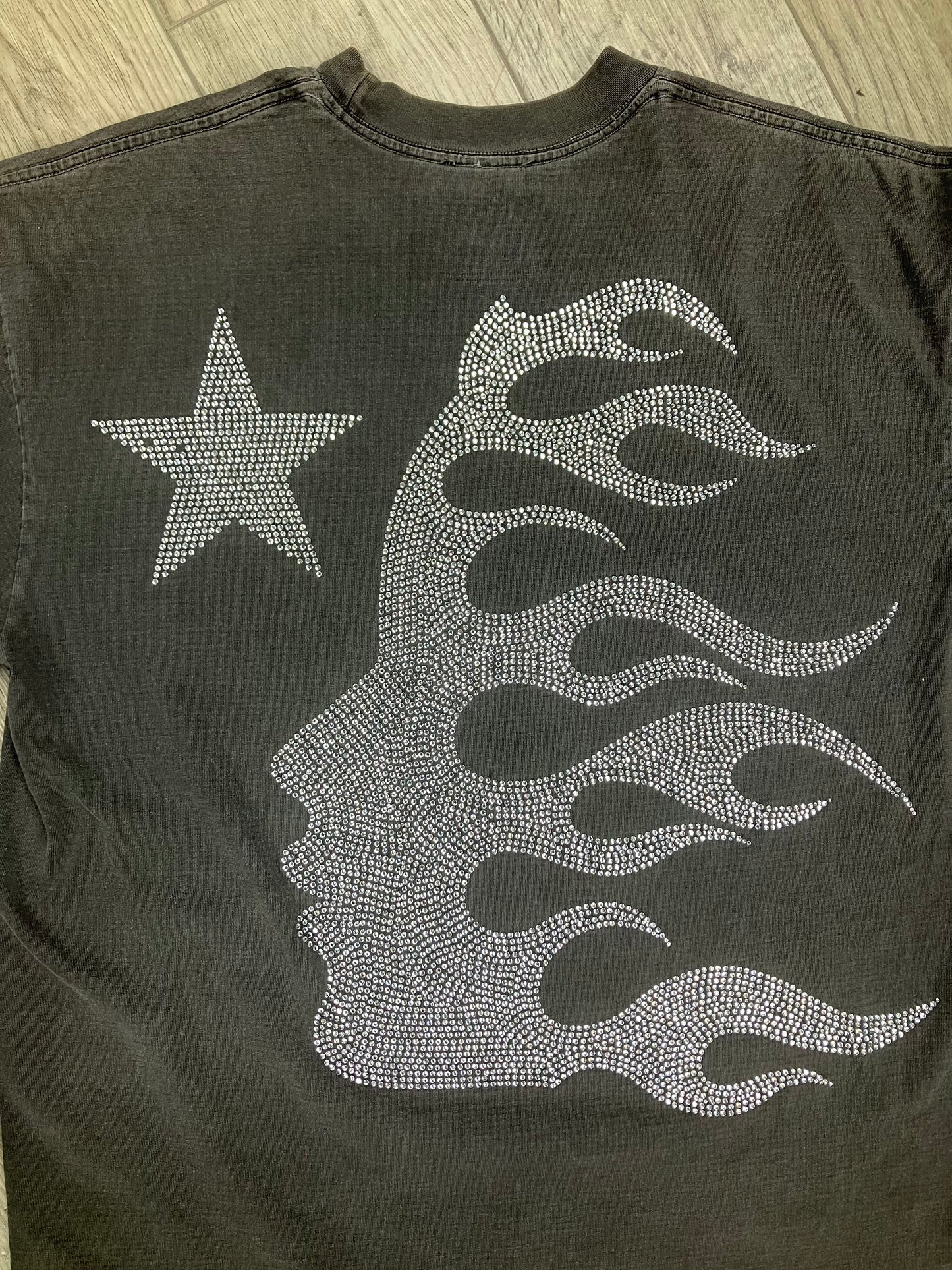 L-Hellstar enlightenment club rhinestone tee