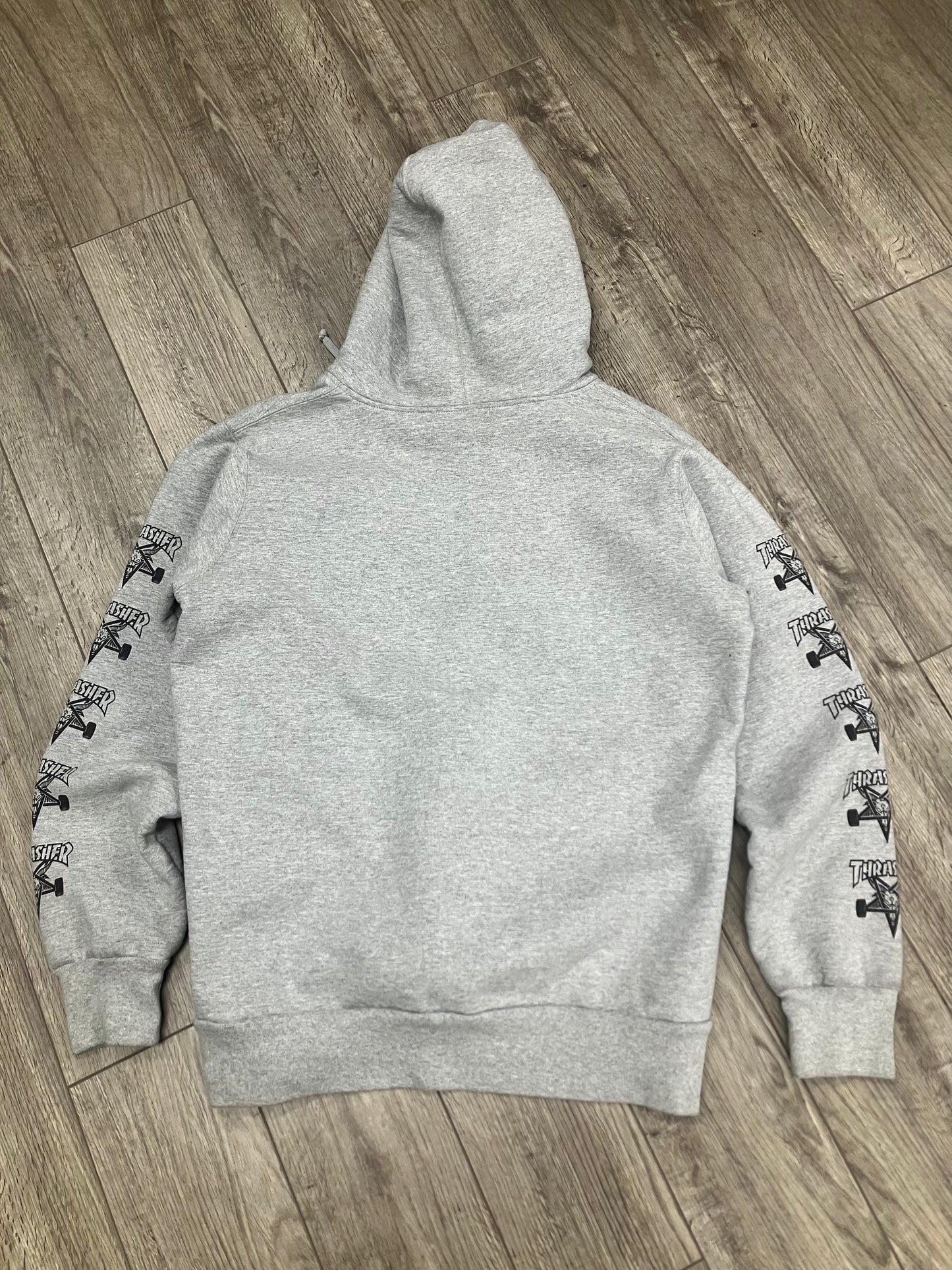 XL-Supreme Thrasher Hoodie