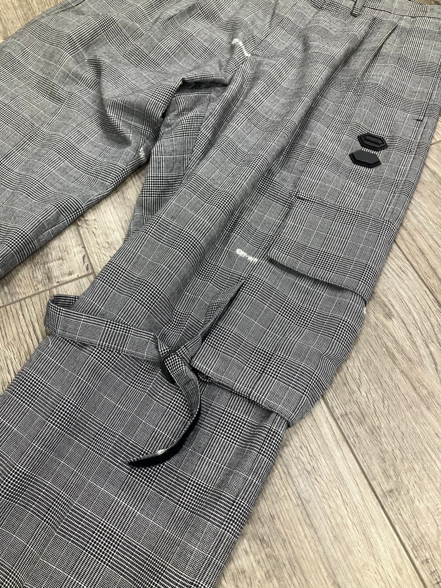 30-Off-White Tailored Strap Cargos