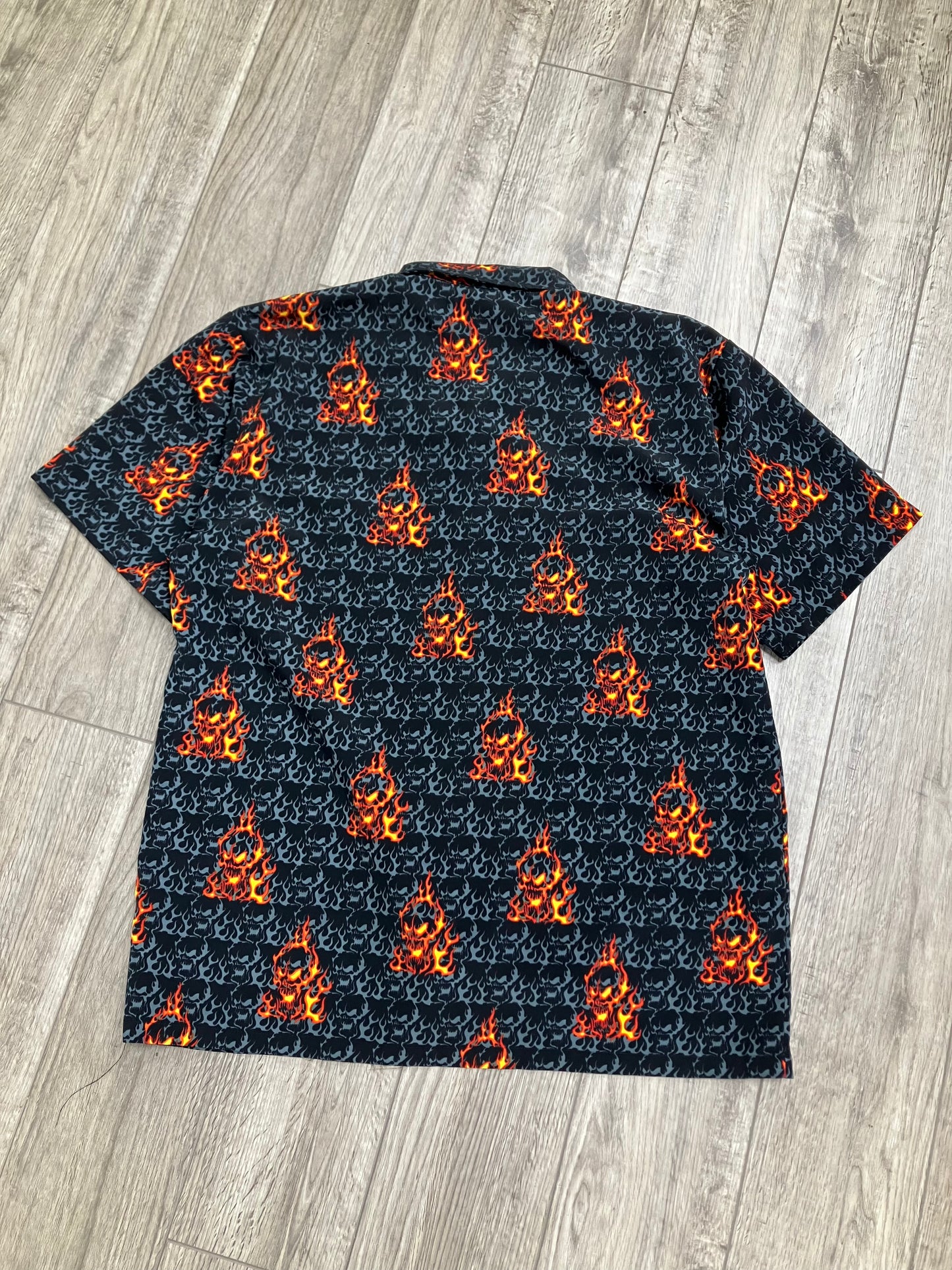 M-Y2K Breakdown Skull Button up