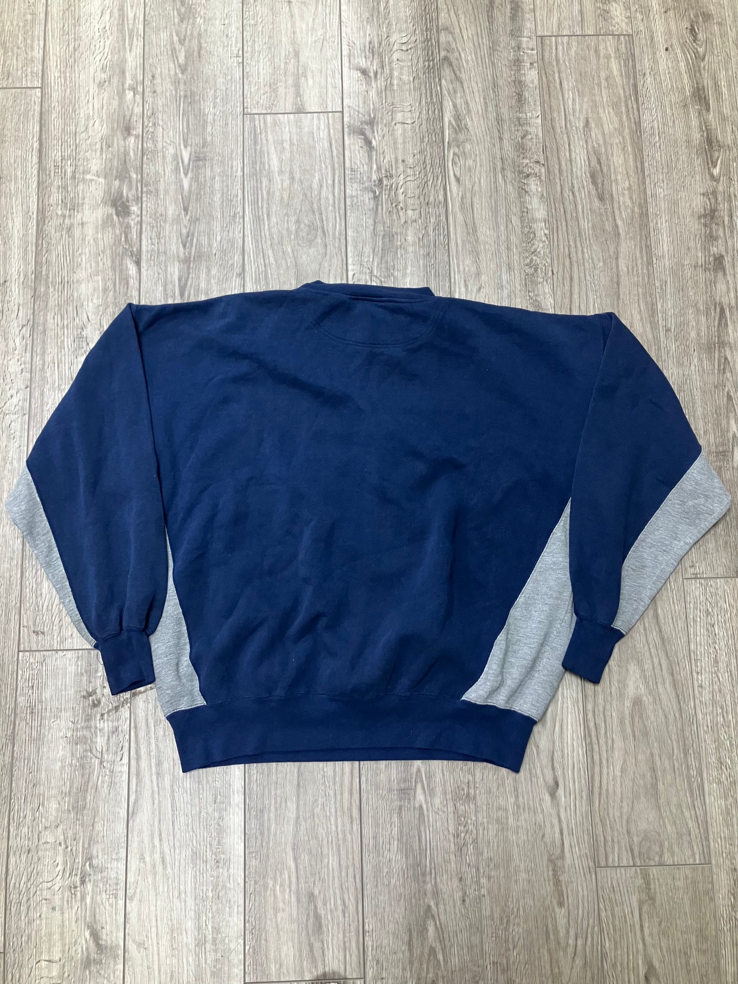 Vintage 1997 Cleveland Indians Sweatshirt Size L