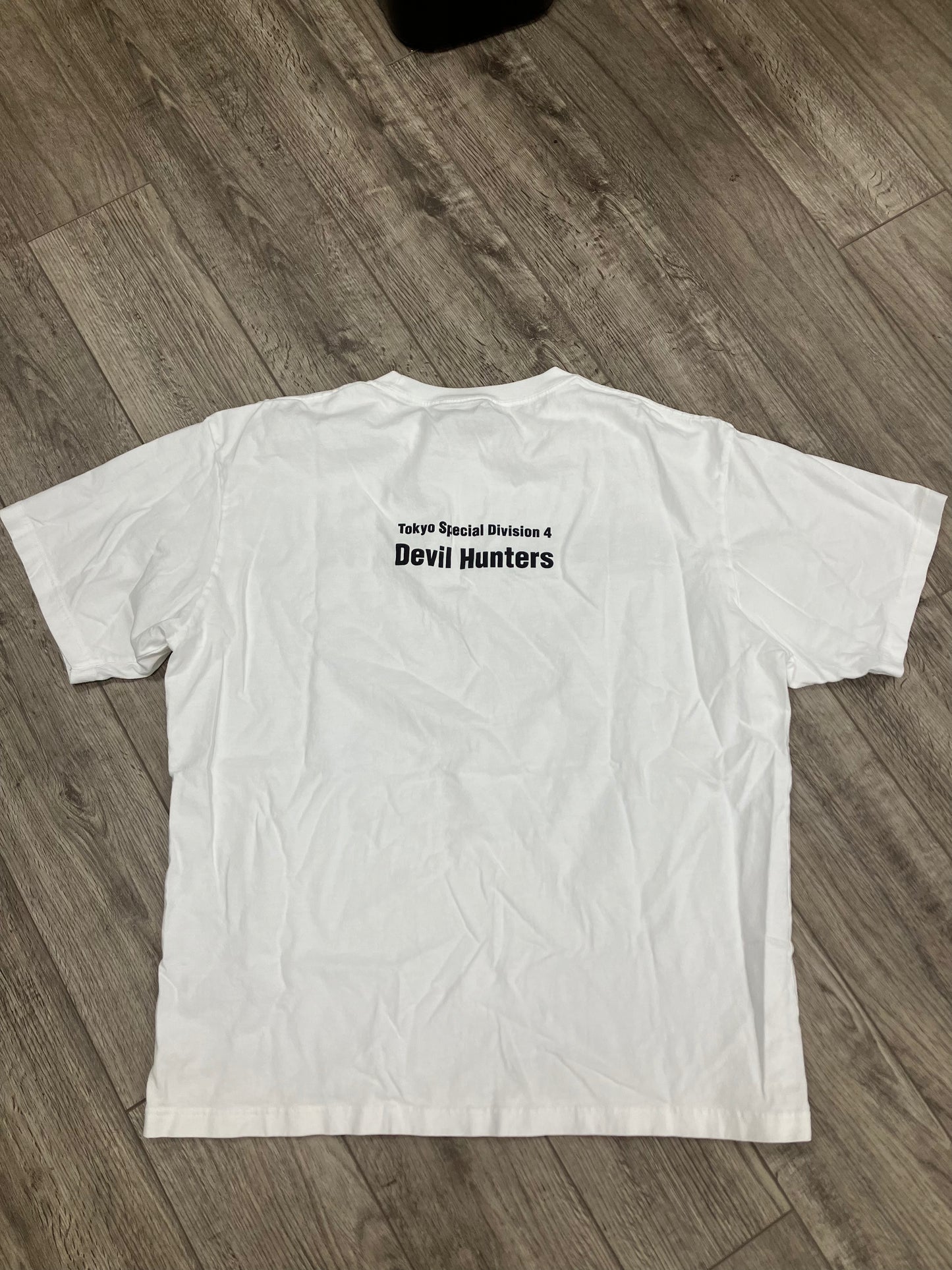 XL-Uniqlo Chainsaw Man