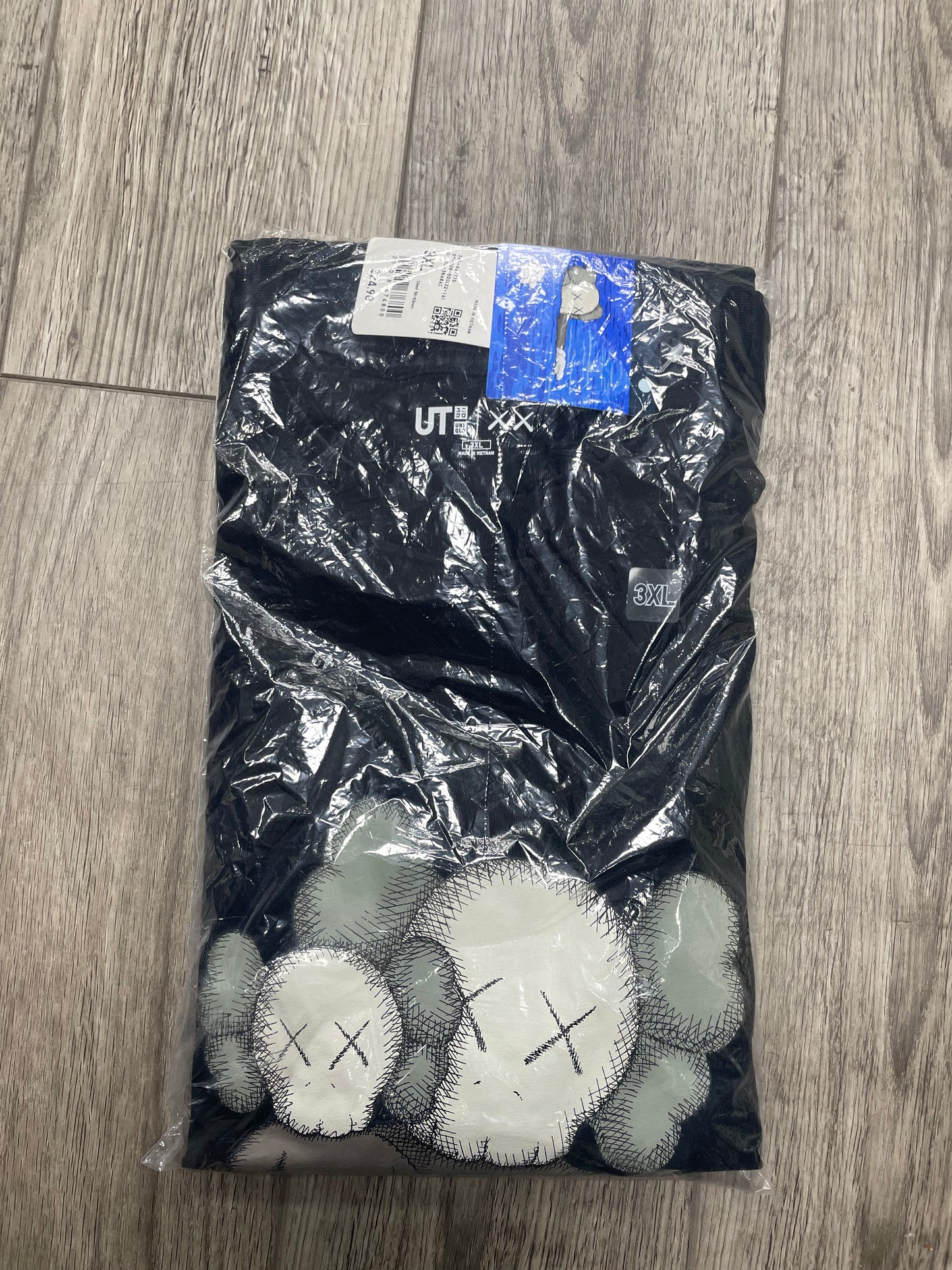 3XL-Uniqlo Kaws Tee
