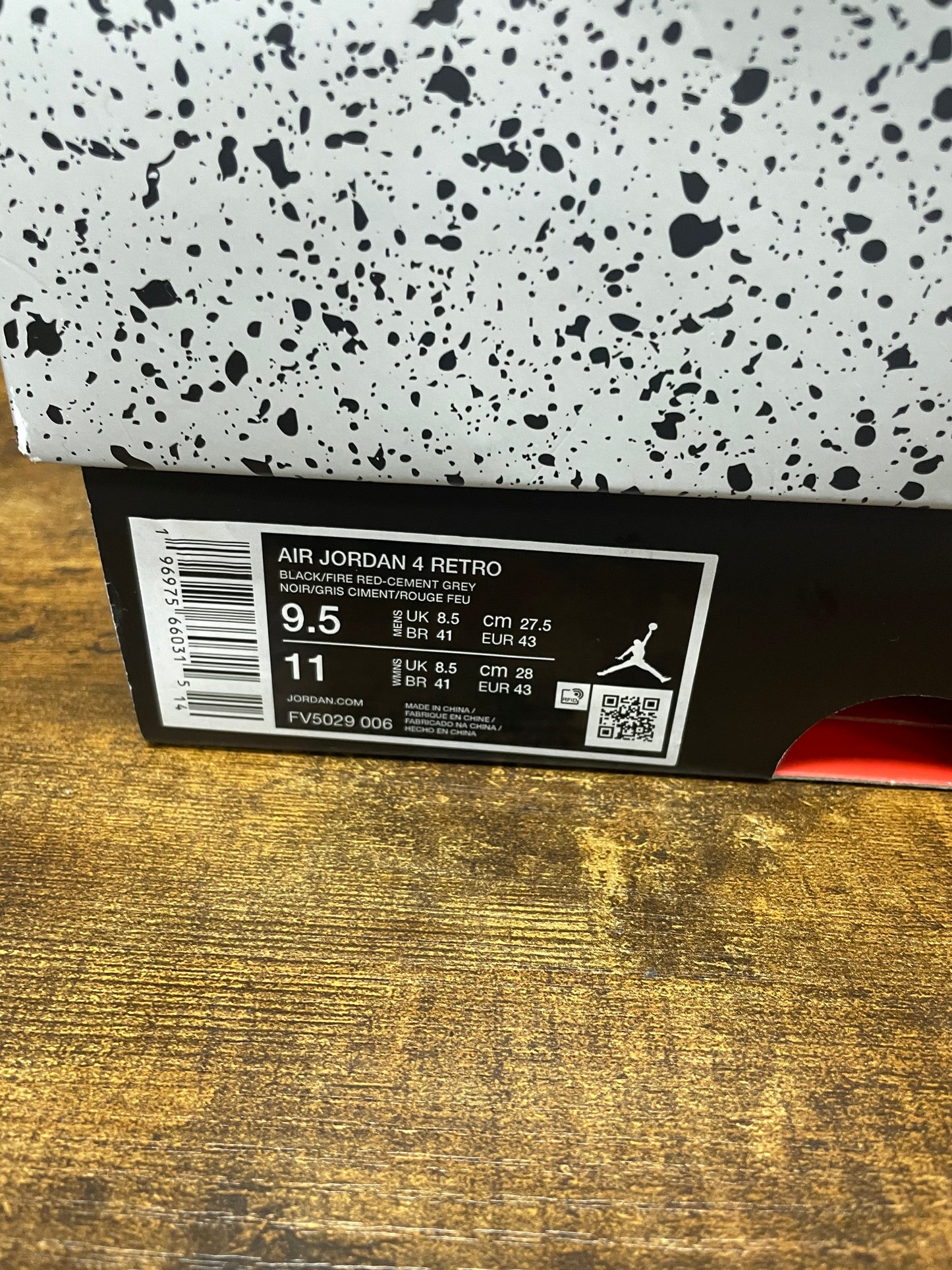 Jordan 4 Retro Bred Reimagined Size 9.5