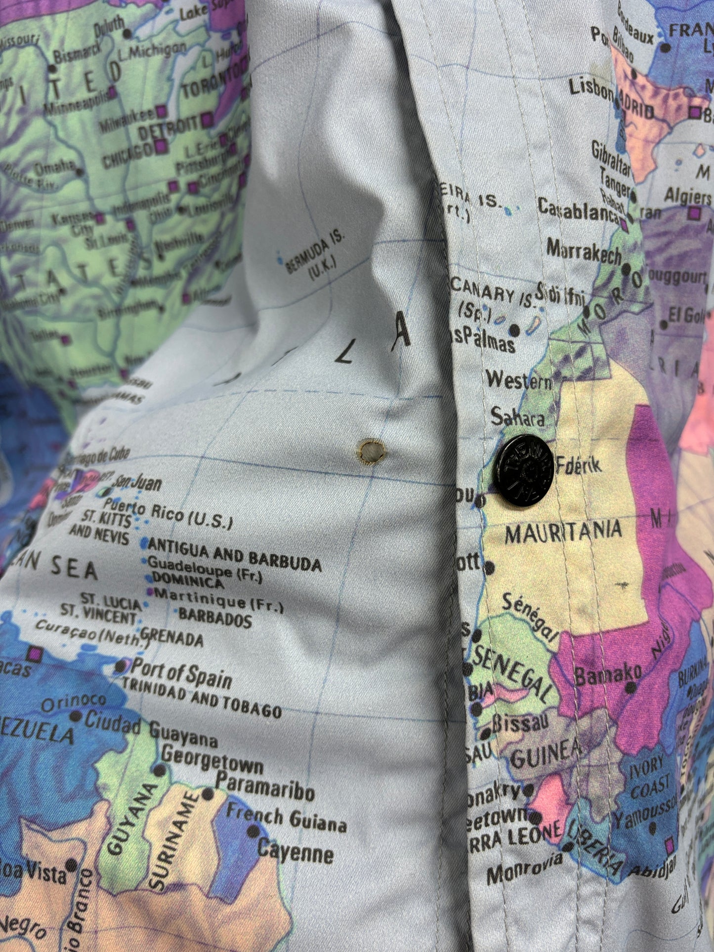 Supreme X The North Face Atlas Map Exhibition Jacket Sz L