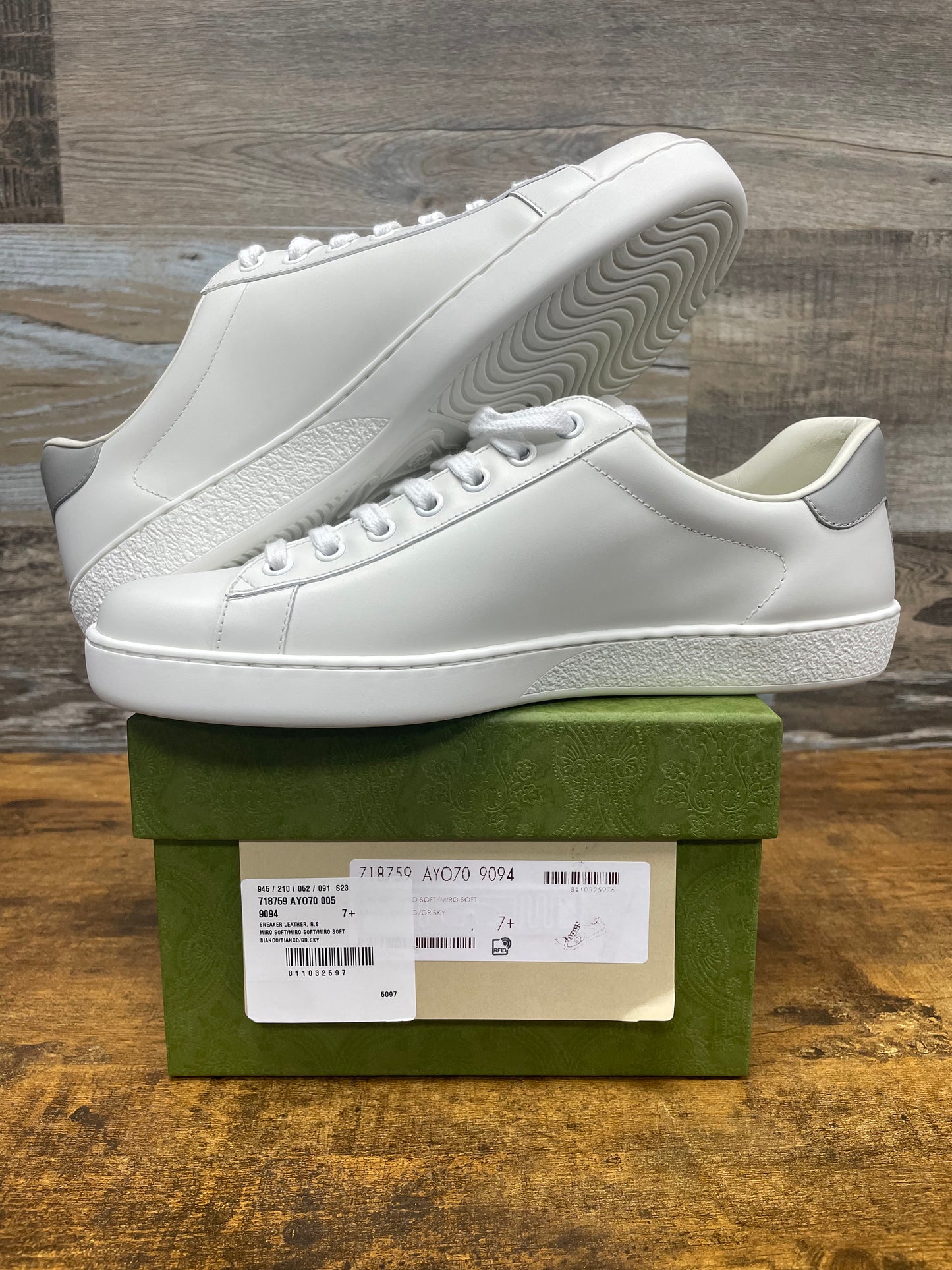 XL-Supreme Gummo Script Windbreaker