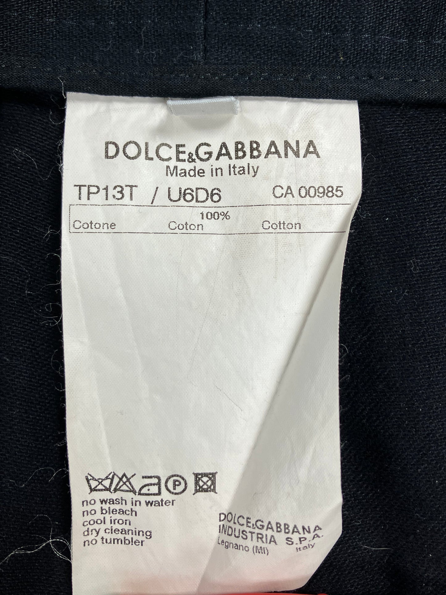 34- Dolce & Gabbana Shorts