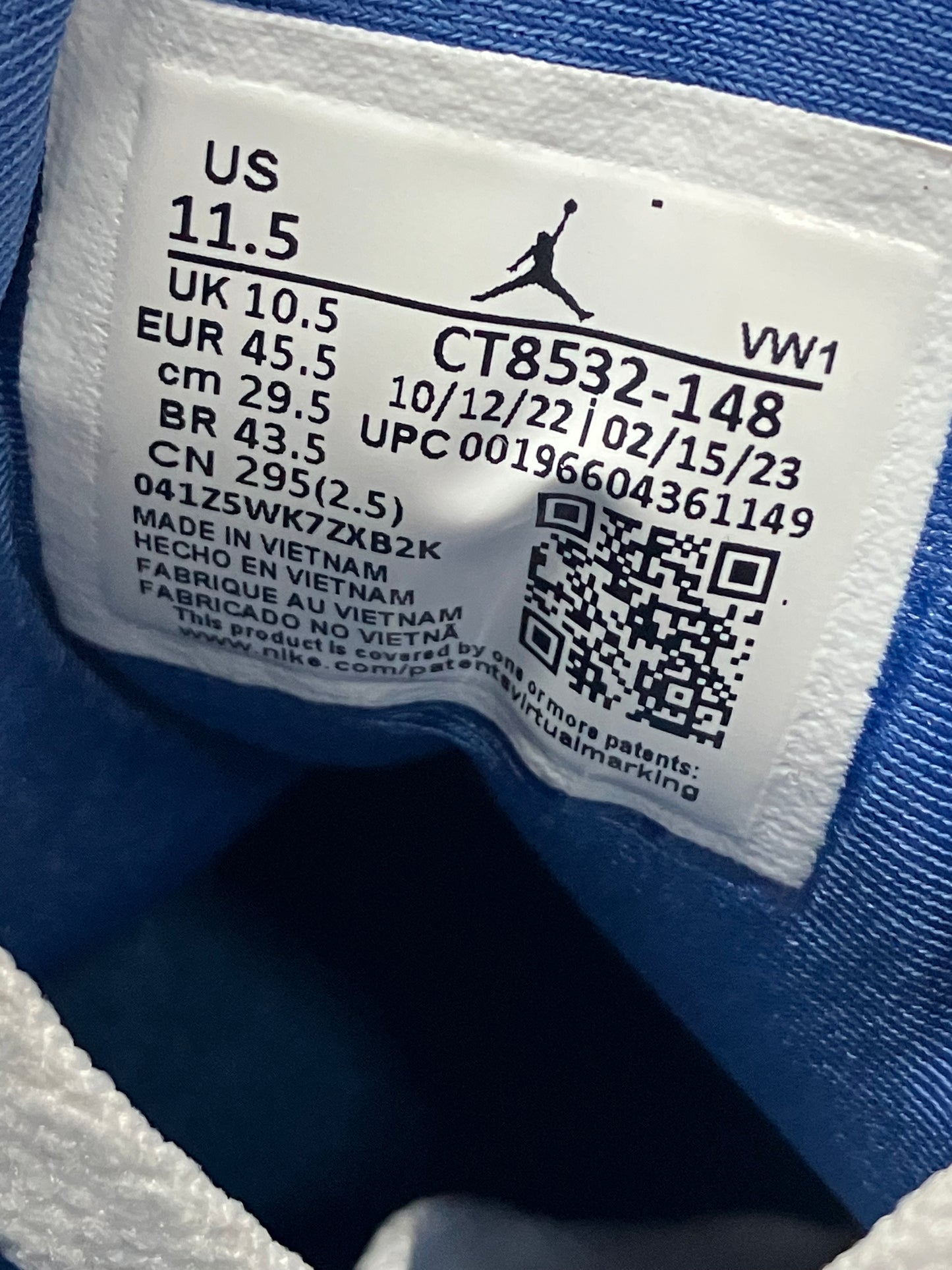 11.5-Air Jordan 3 Wizards