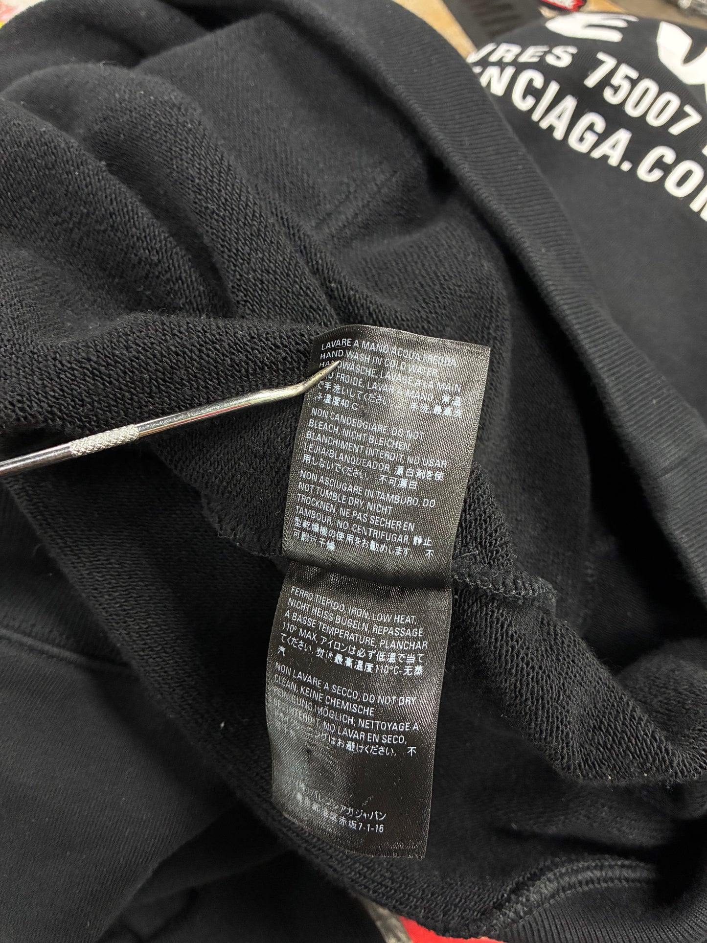 XL - Balenciaga Crew Black Pullover Hoodie
