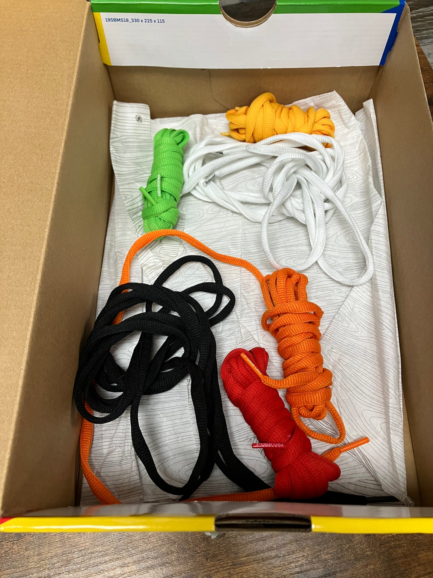 10-Nike SB Dunk Low Polaroid