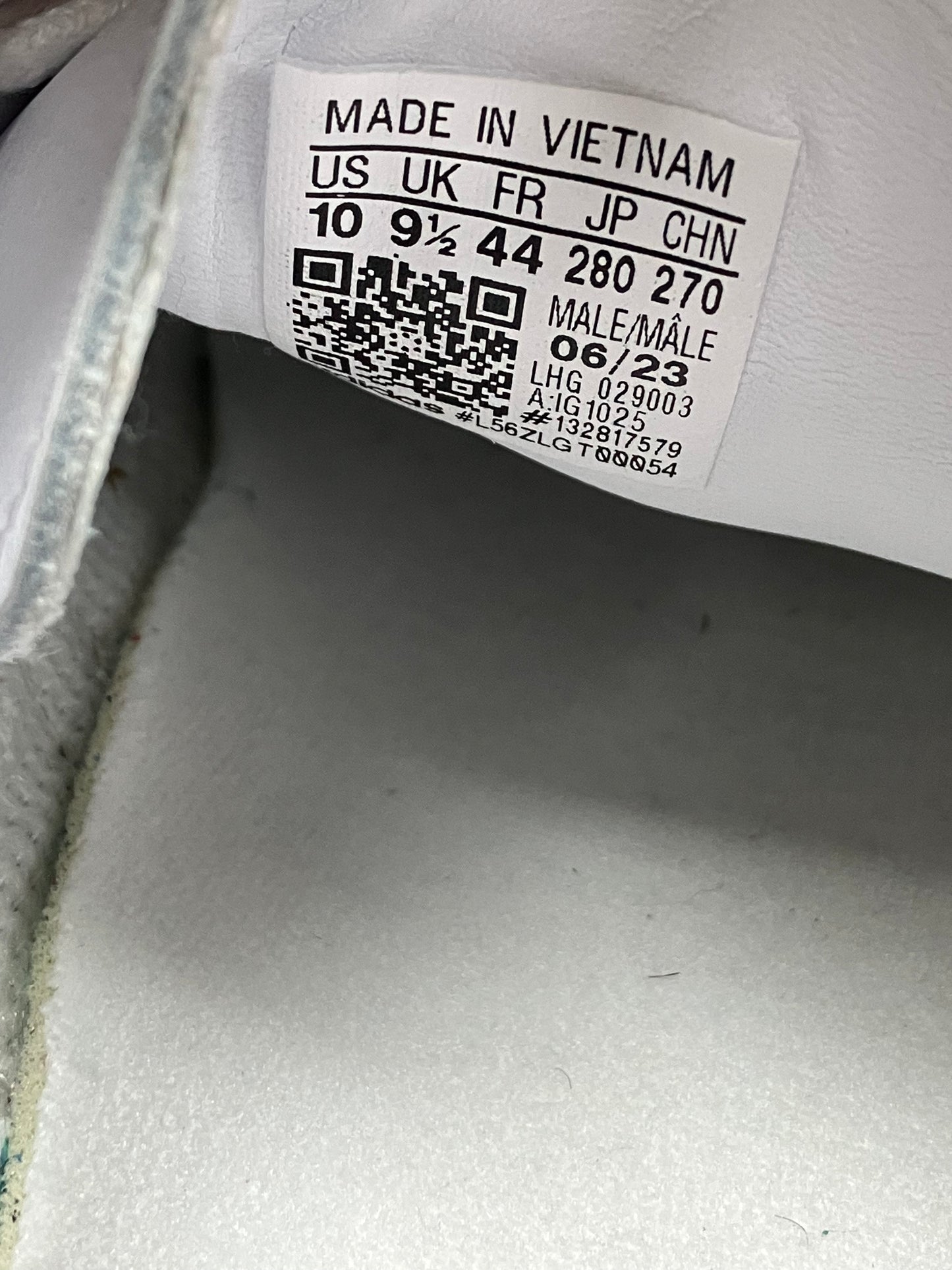 10-Adidas Samba White Scarlet