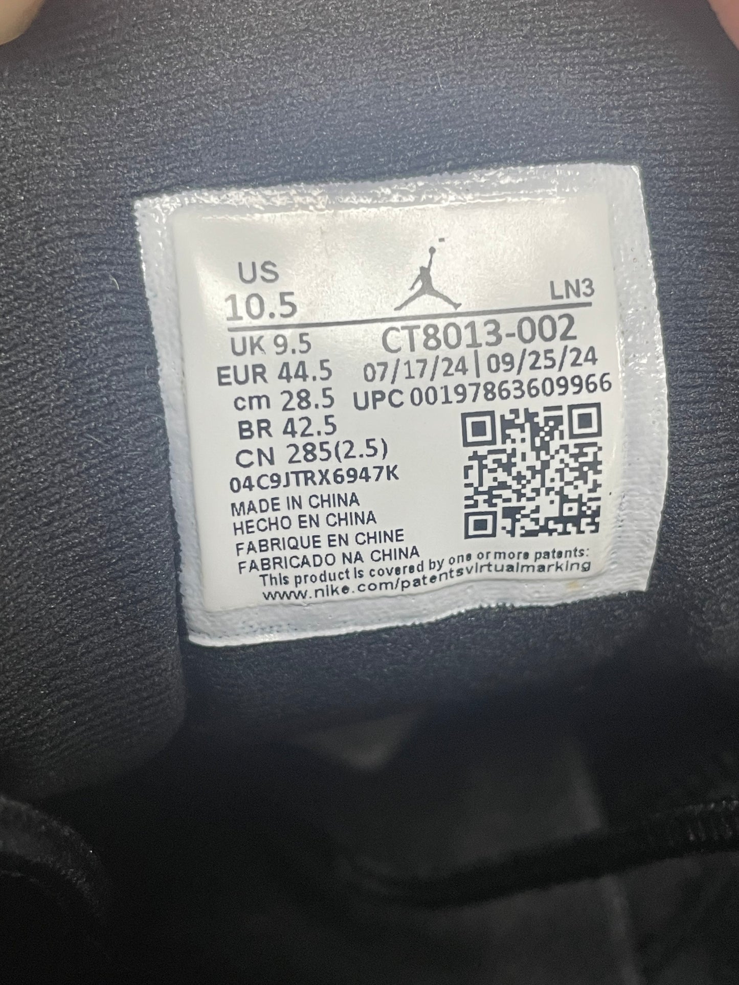 Jordan 12 Flu game Size 10.5