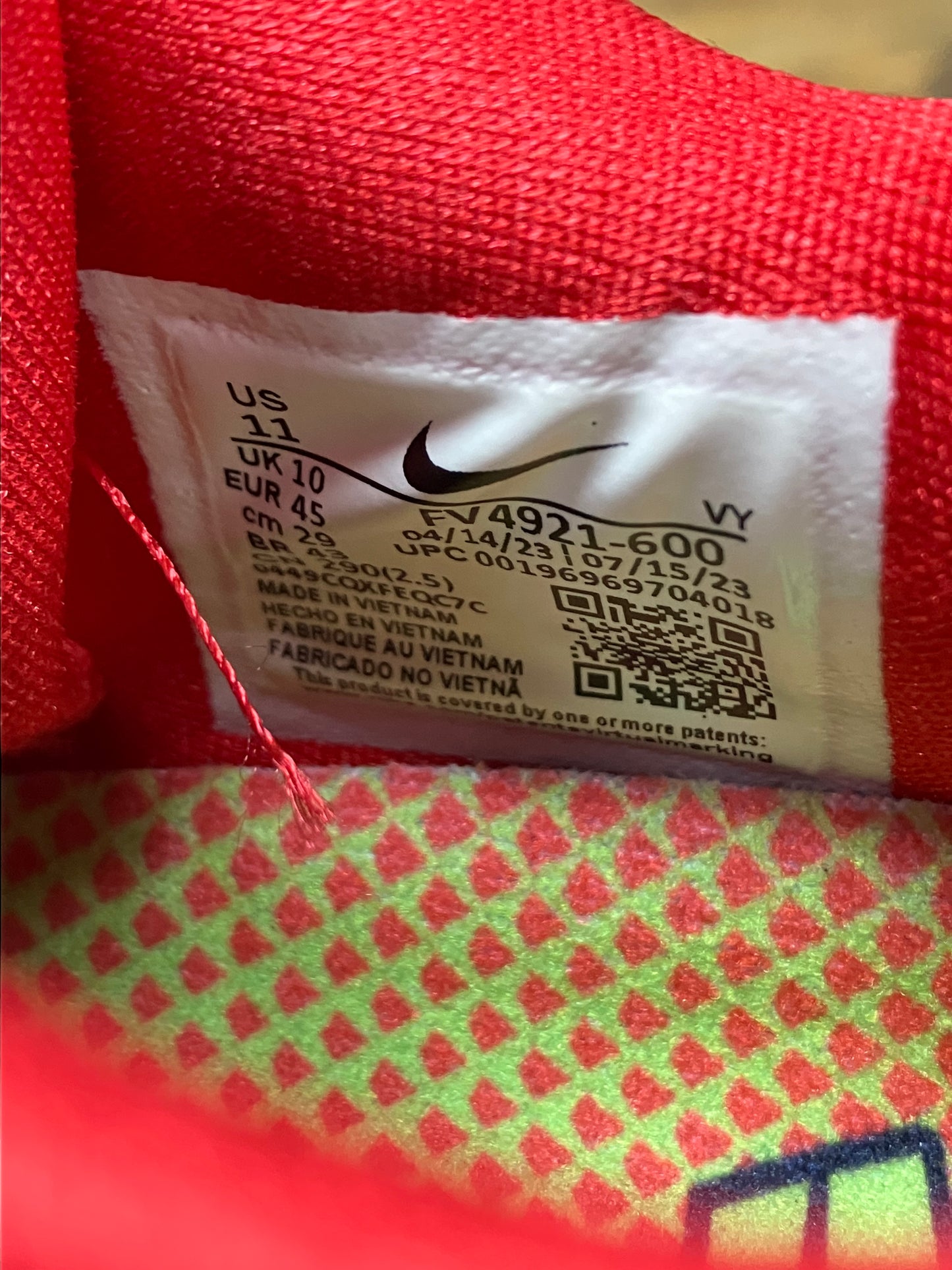 11-Kobe 6 Proto Reverse Grinch