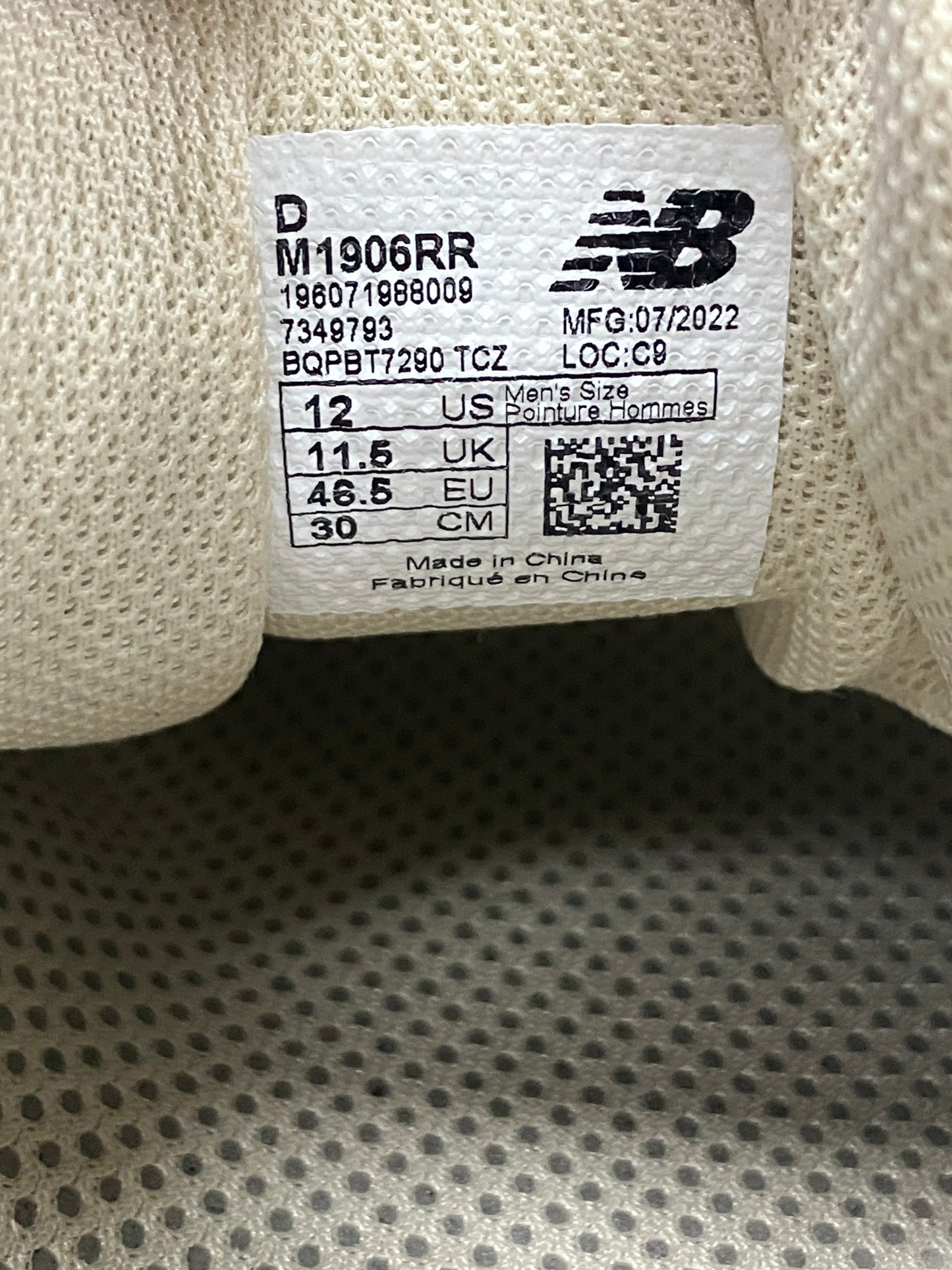 12-New Balance 1906R Sea Salt Eclipse