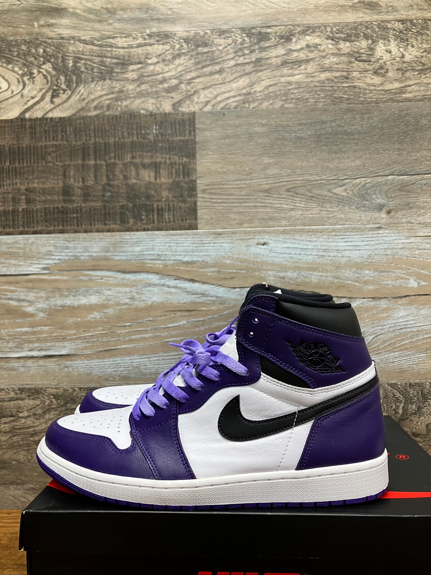 Air Jordan 1 Court Purple Sz 12