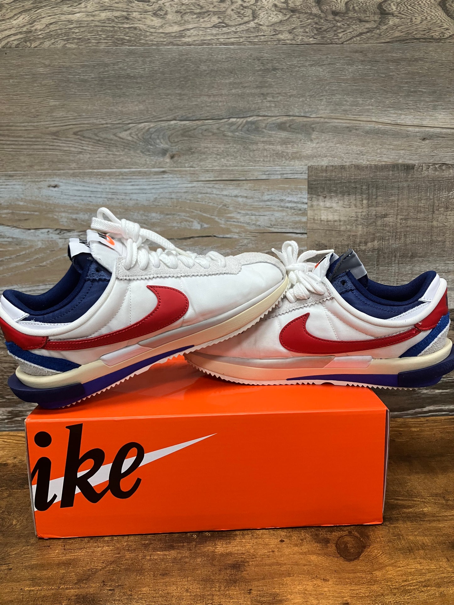 8-Nike sacaii Cortez