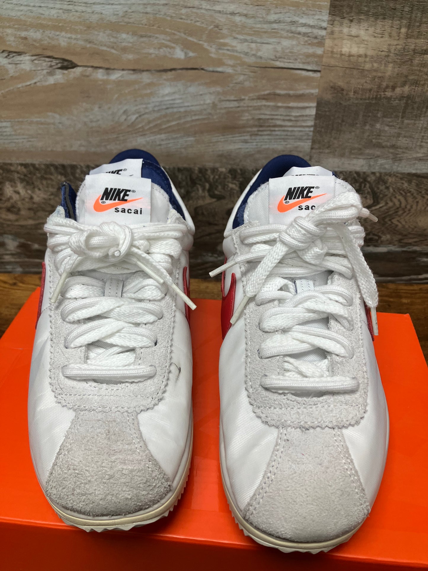 8-Nike sacaii Cortez