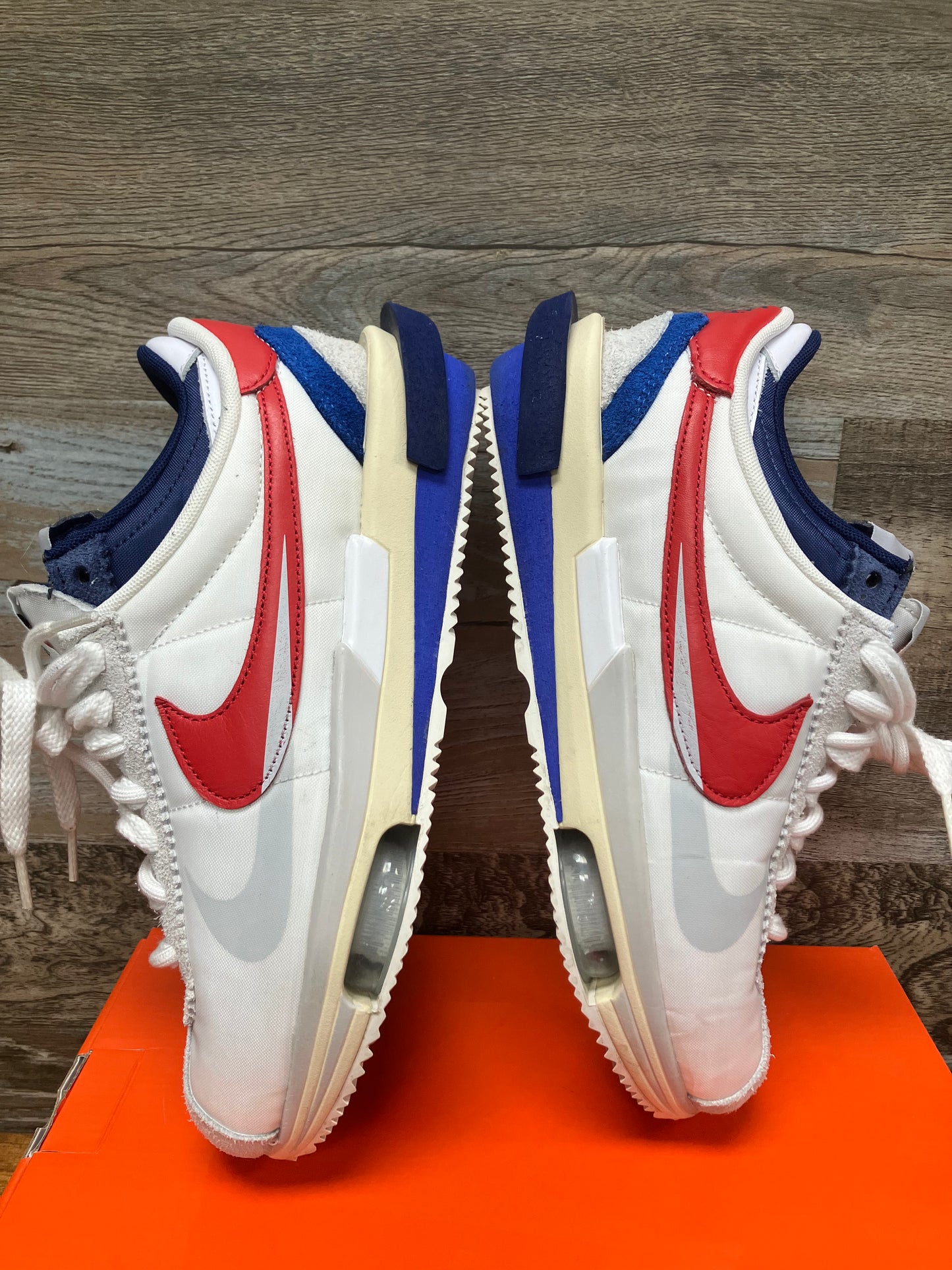 8-Nike sacaii Cortez