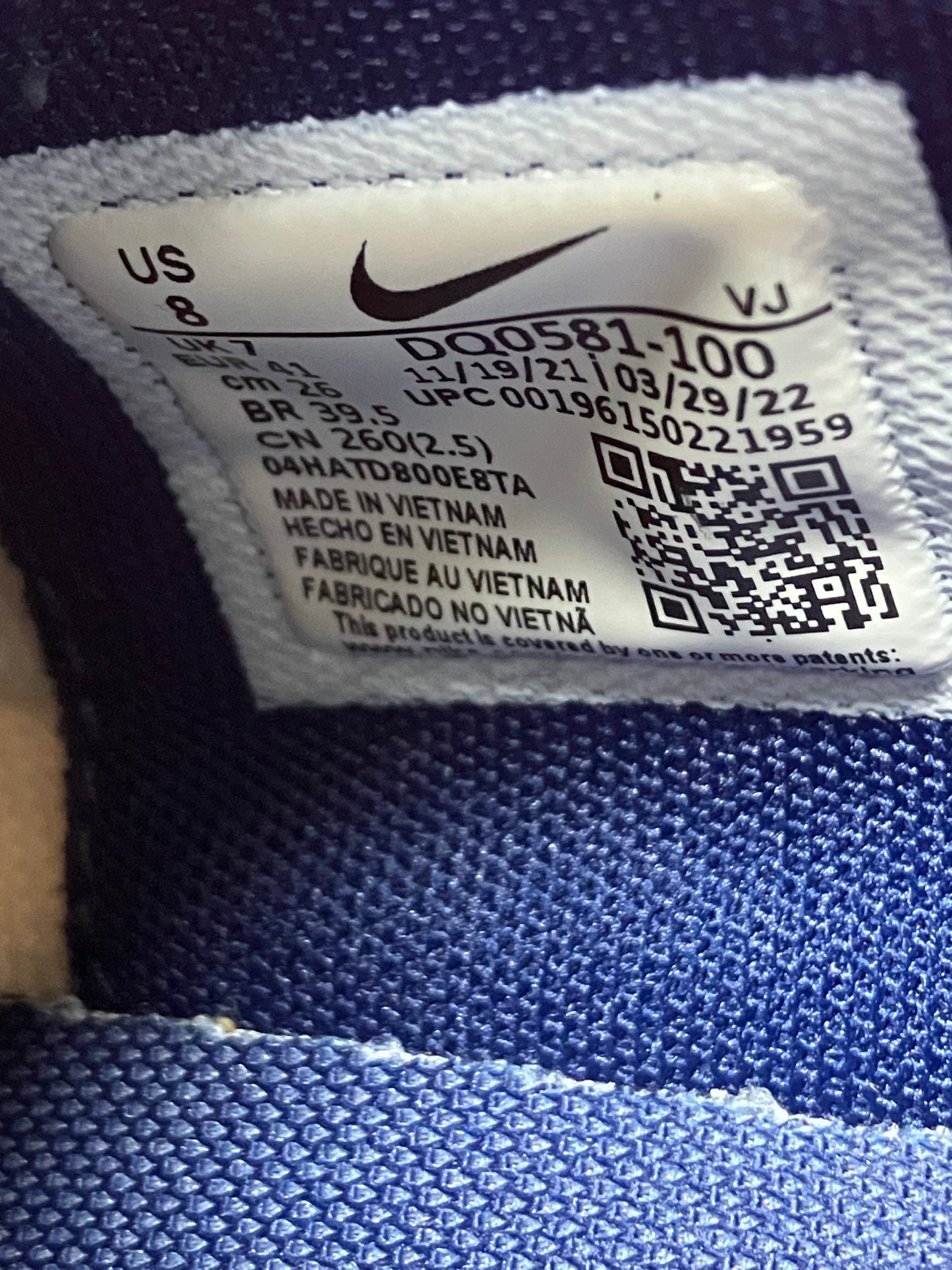 8-Nike sacaii Cortez