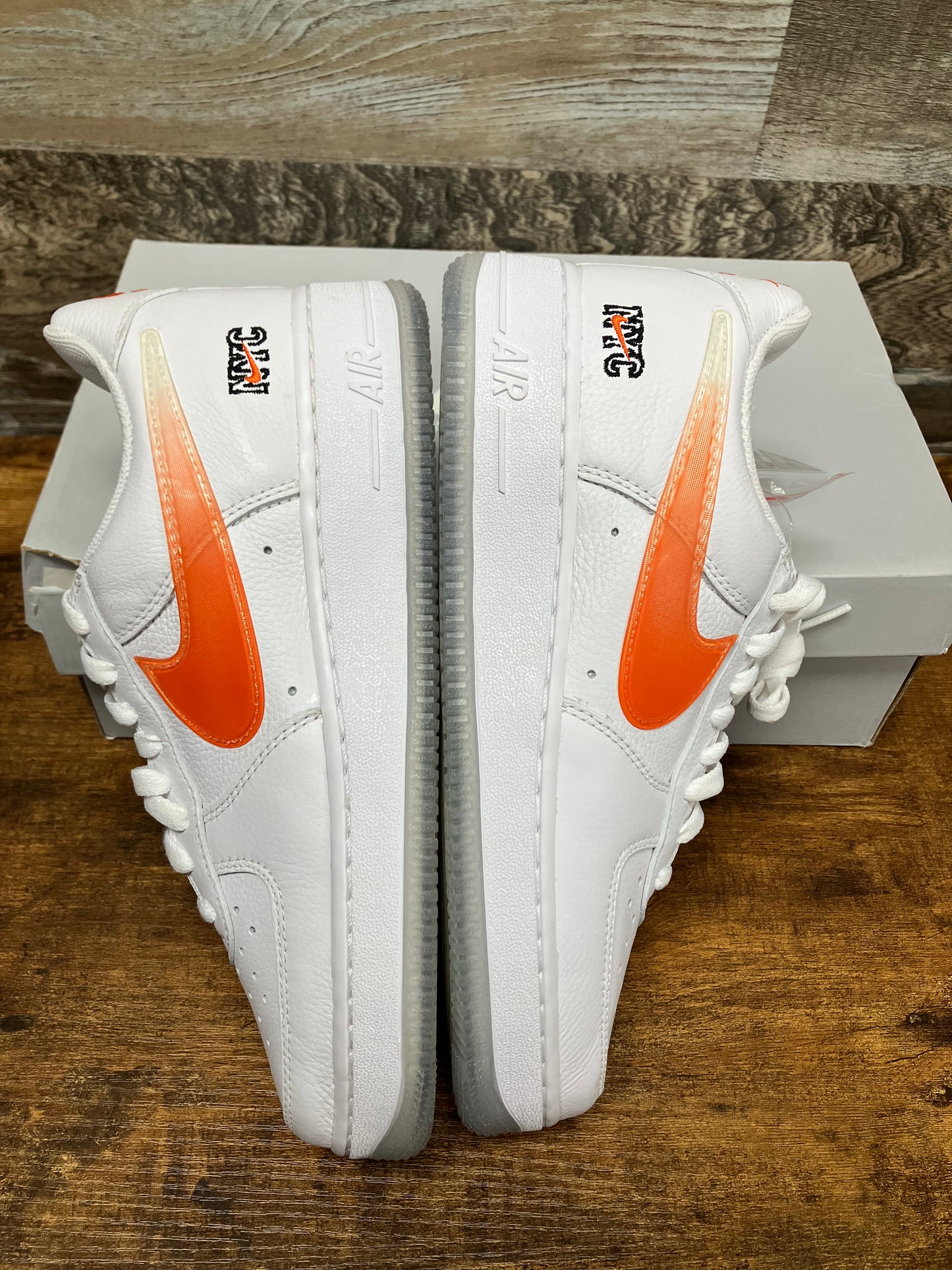 Size 8 - Nike Kith x Air Force 1 Low NYC Home