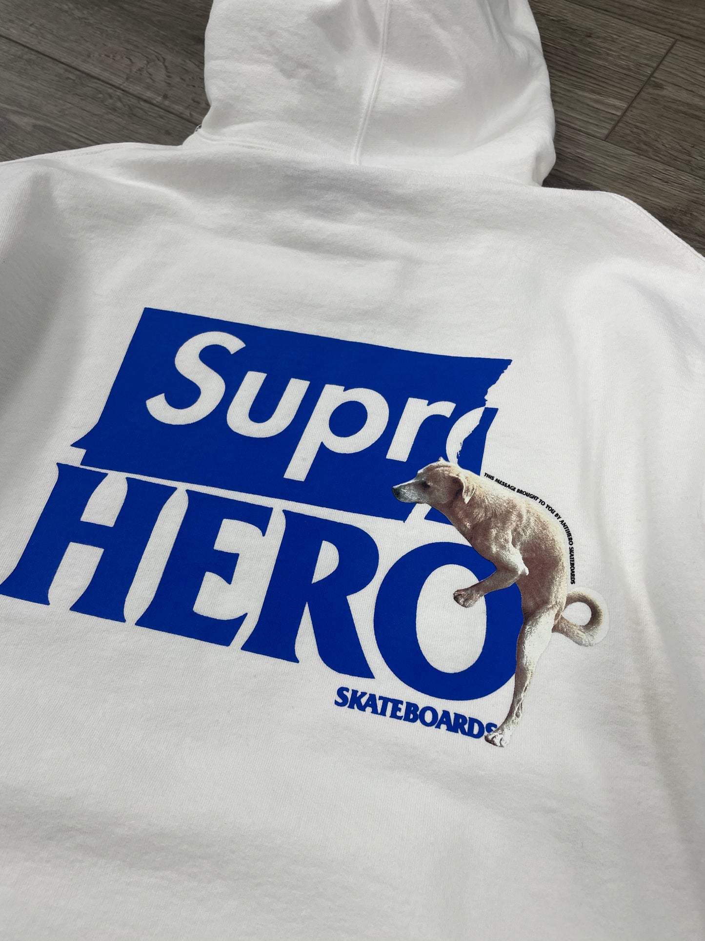 M - Supreme ANTIHERO Skateboards White Dog Hoodie