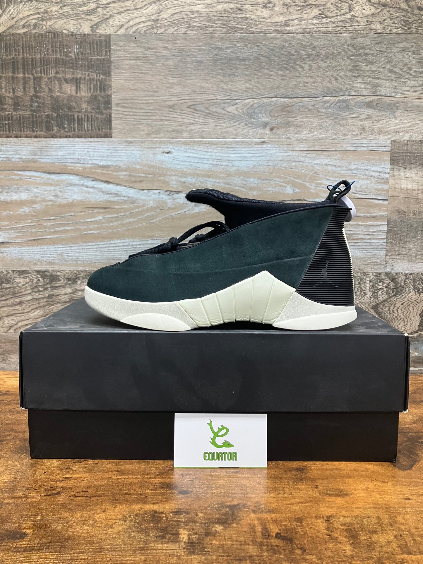 Jordan 15 Retro PSNY Black Suede Size 8.5