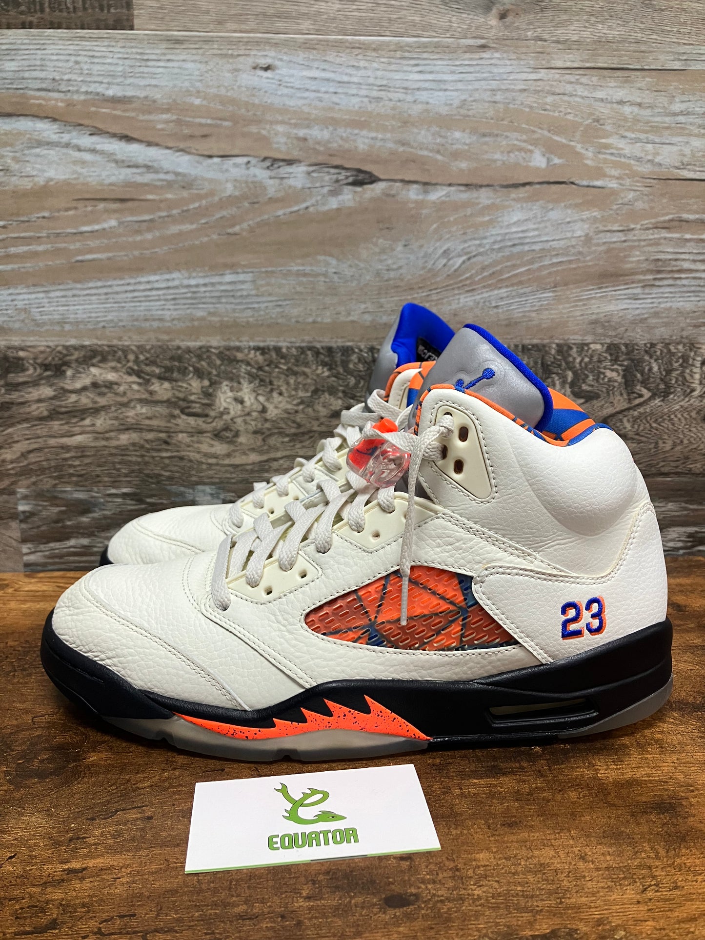 Jordan 5 Retro International Flight Size 10.5