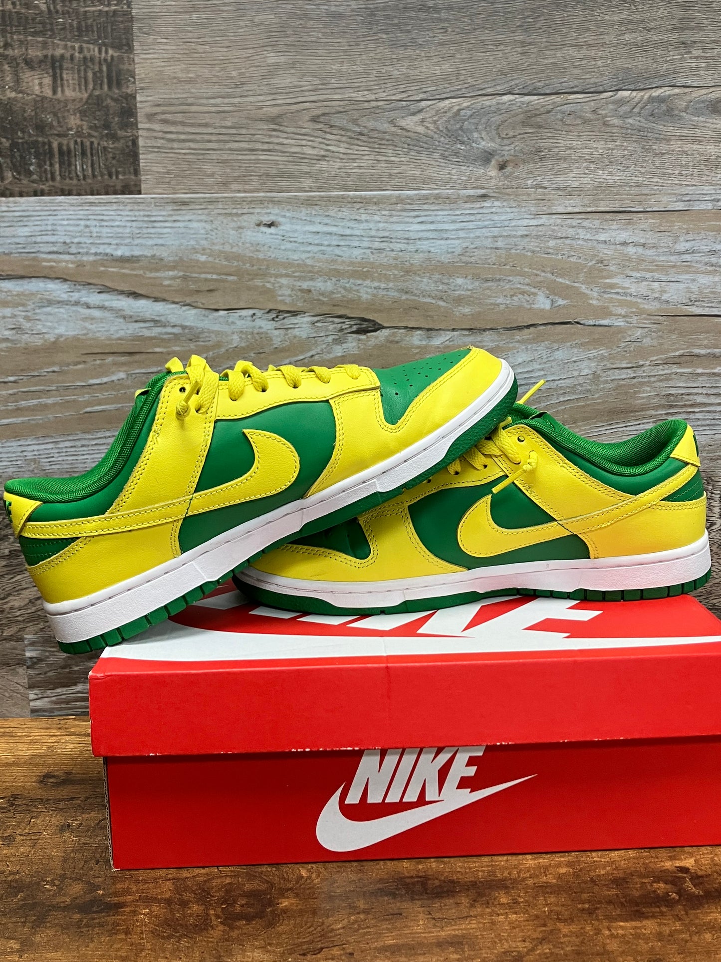 9.5-Nike Dunk Low Reverse Brazil