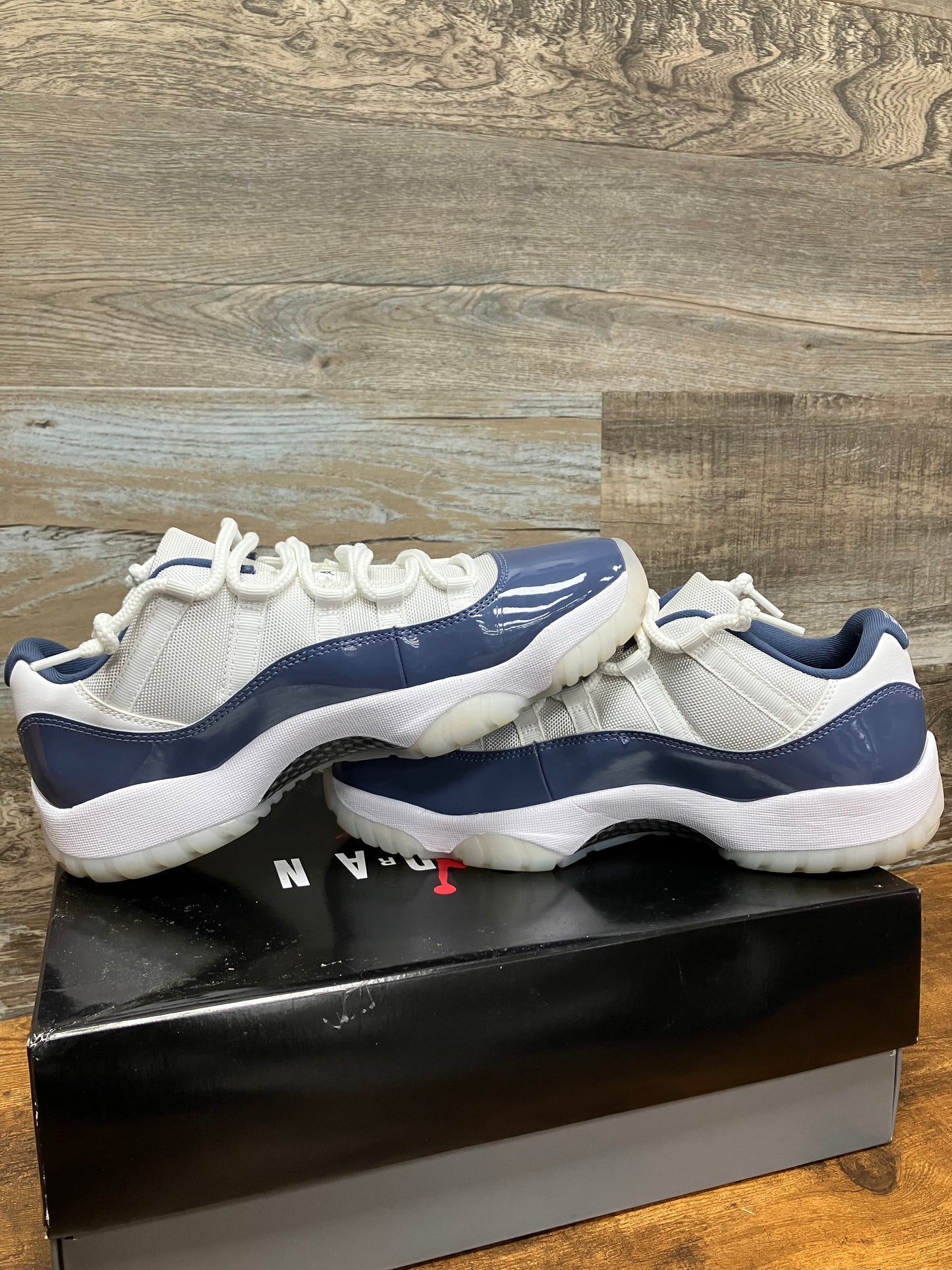 10.5-Air Jordan 11 low diffused blue