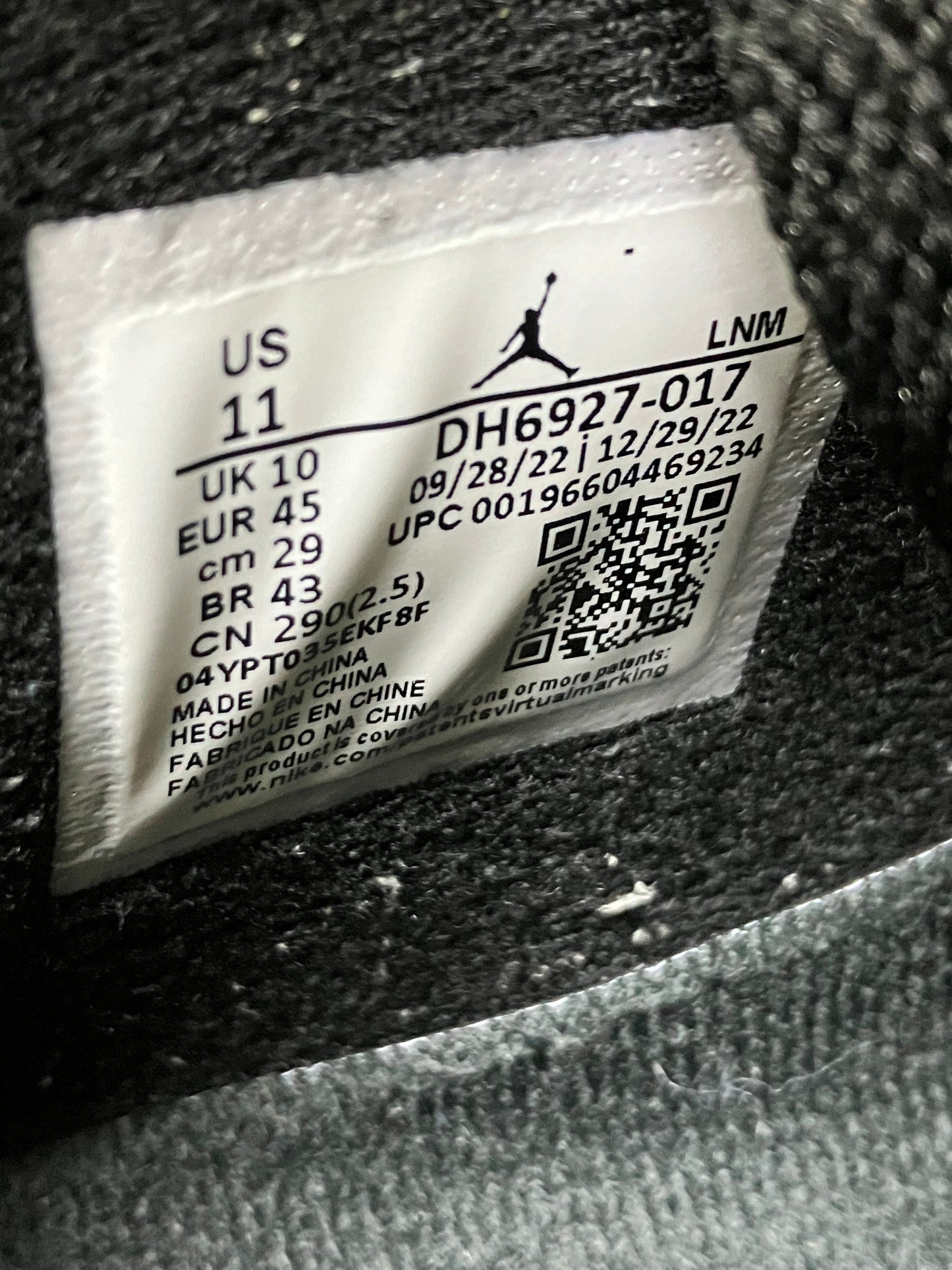 11-Air Jordan 4 Thunder