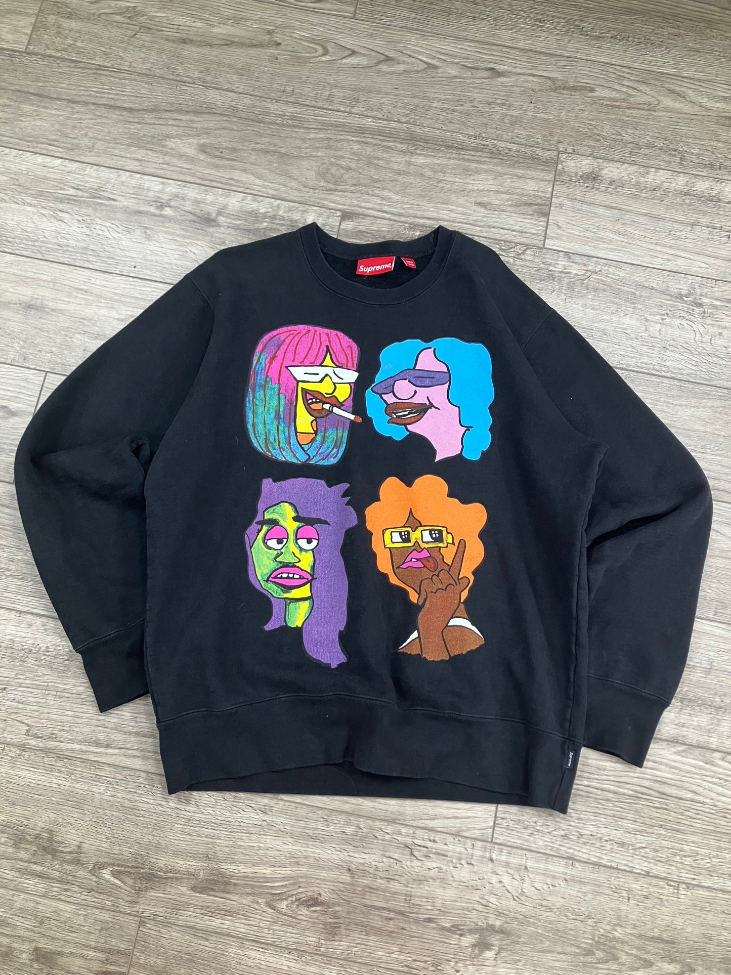 L-Supreme Gonz Head Crewneck