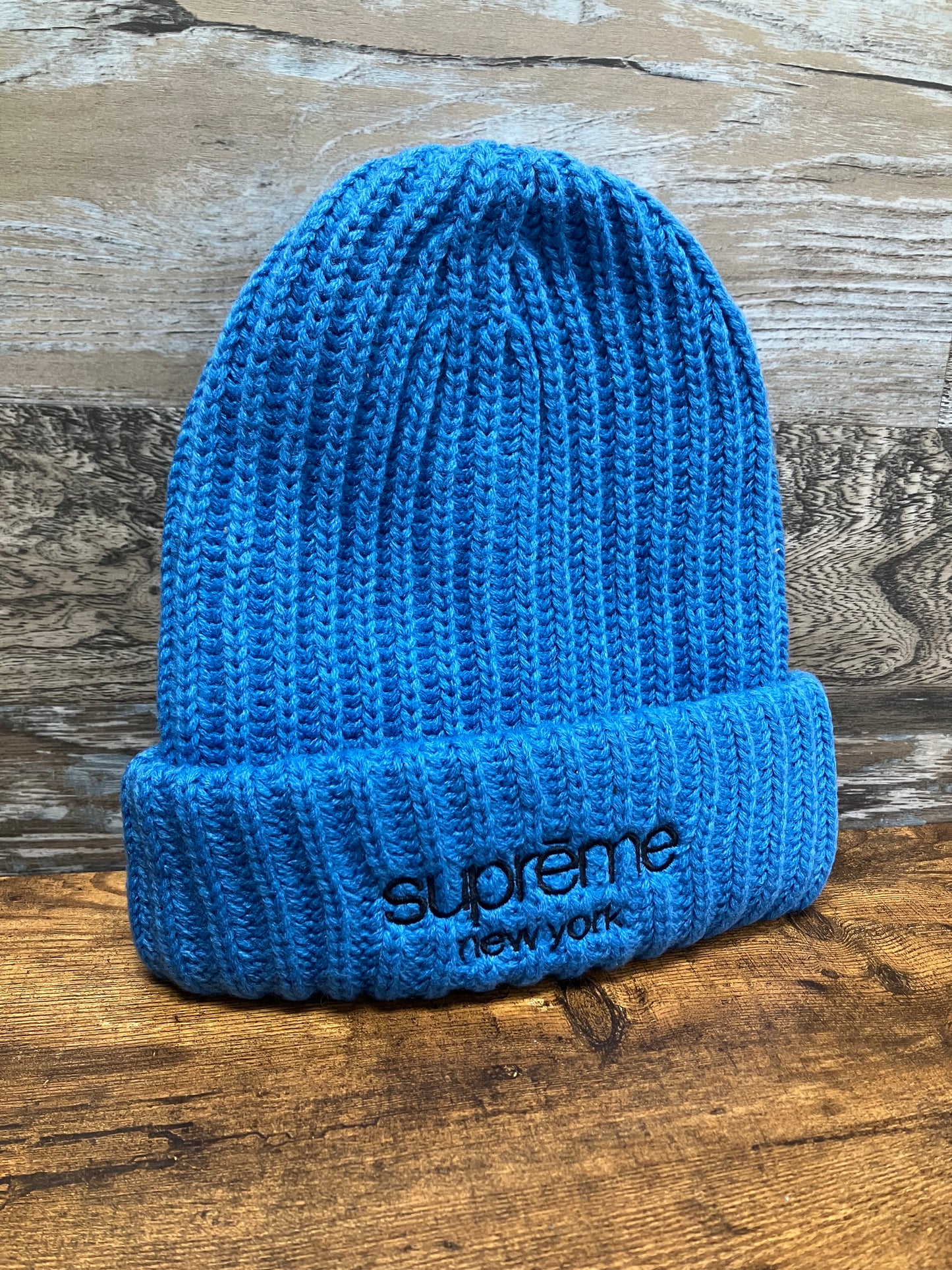 OS-Supreme NY knit Beanie