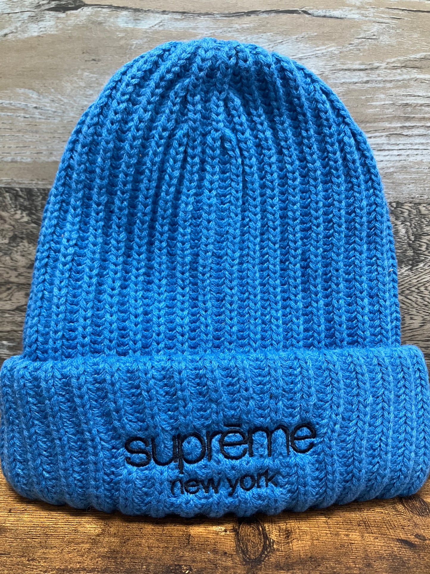 OS-Supreme NY knit Beanie
