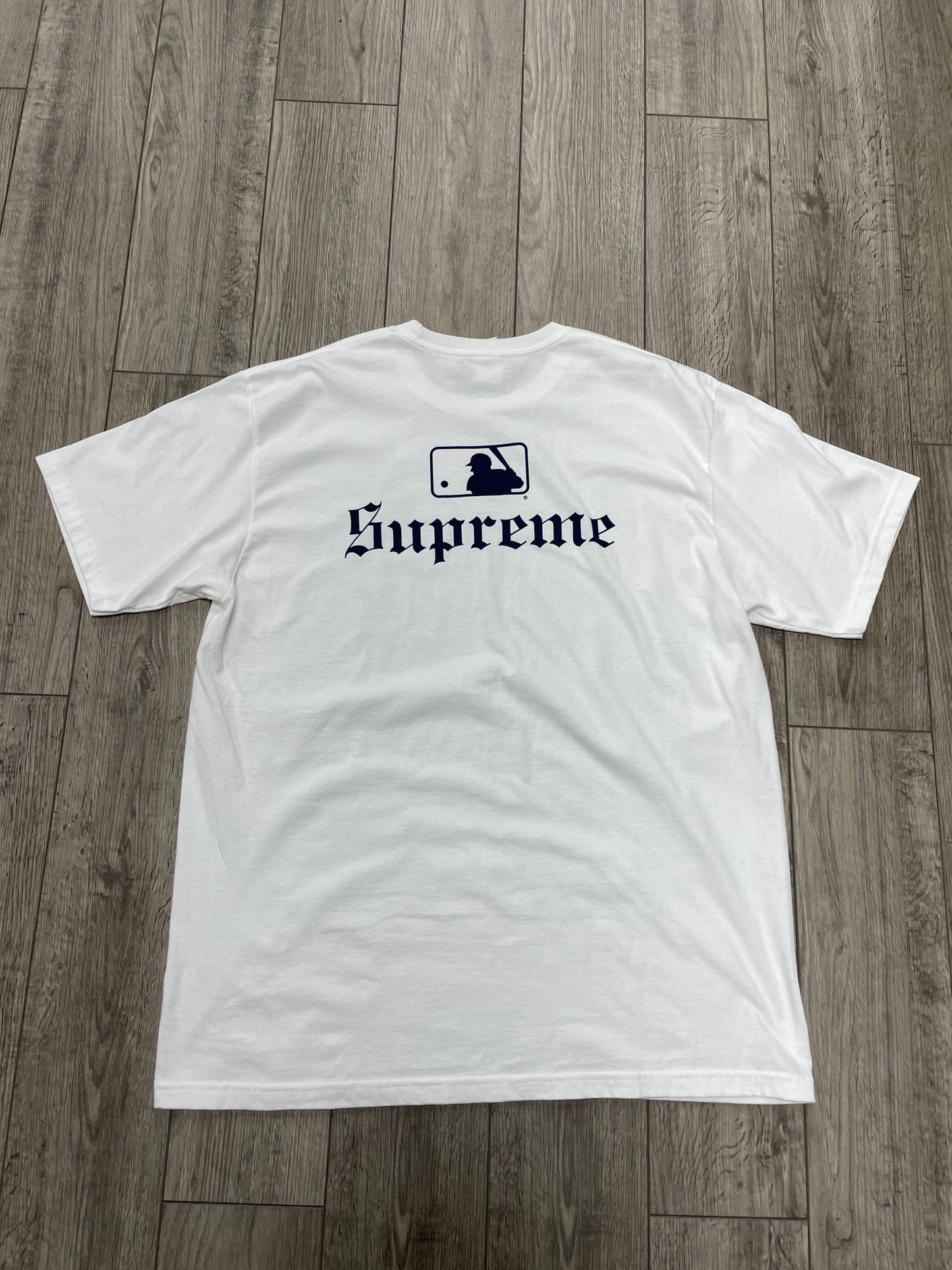 XL - Supreme MLB Yankees NY White Tee