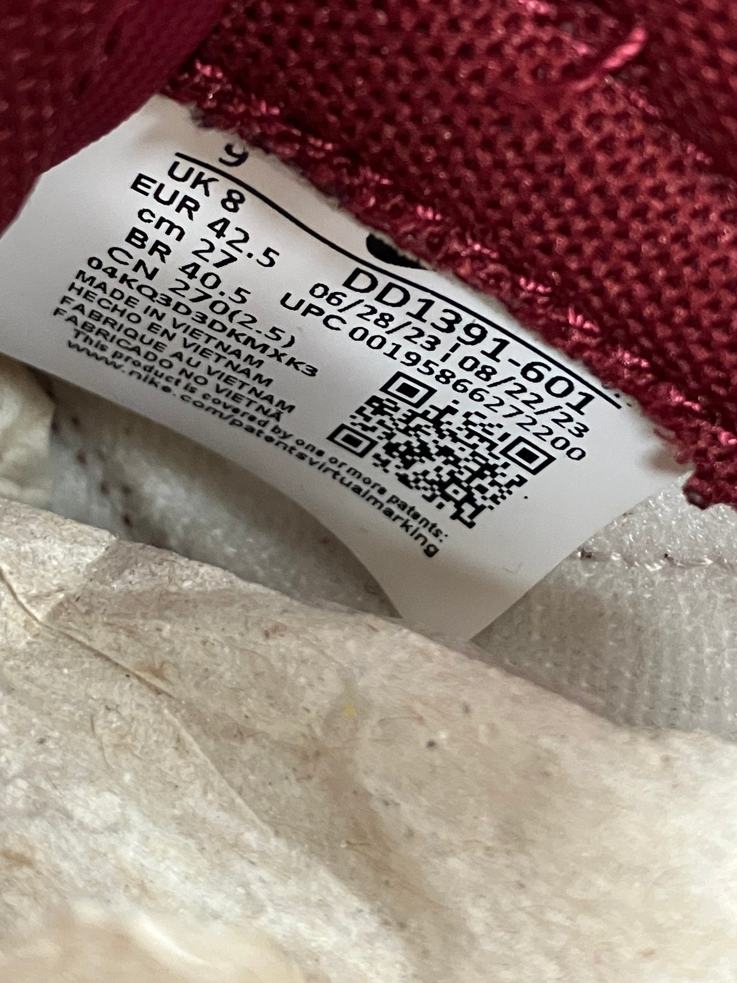 9-Nike Dunk Low Team Red