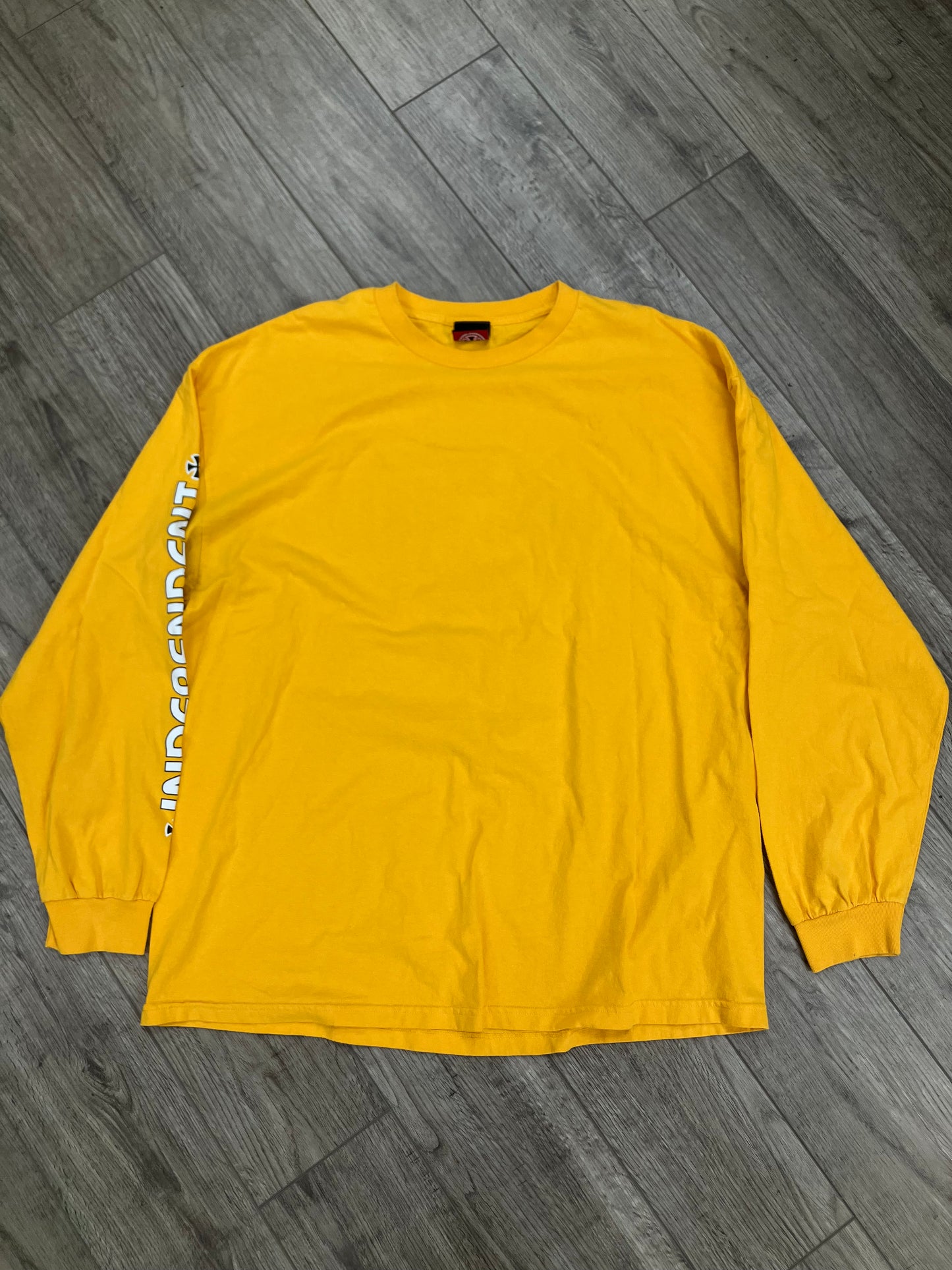 XXL-Independent Longsleeve tee
