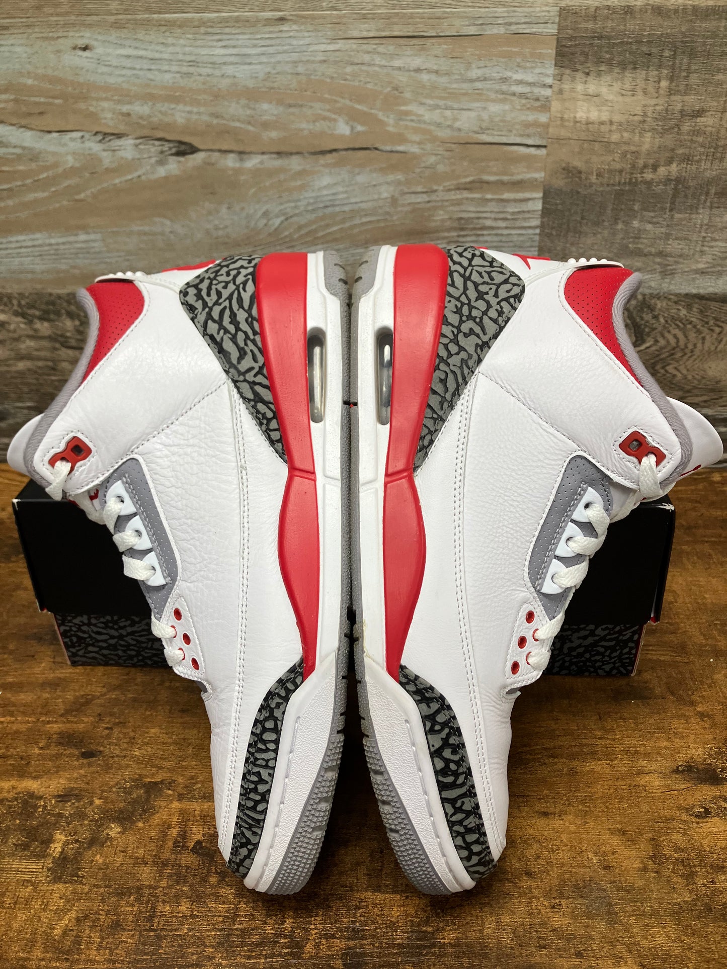 11-Air Jordan 3 Fire Red