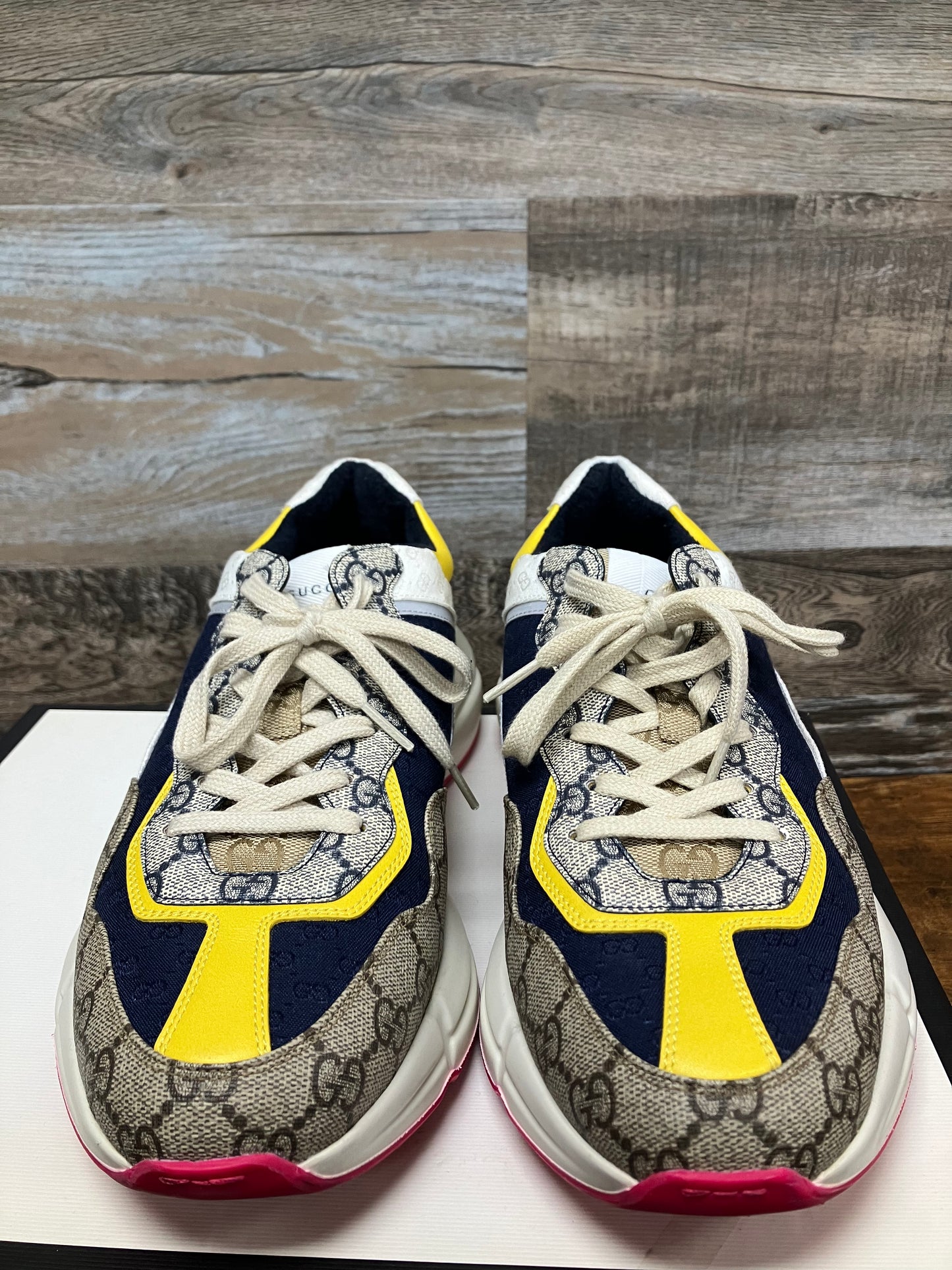 9-Gucci GG Rython beige white yellow