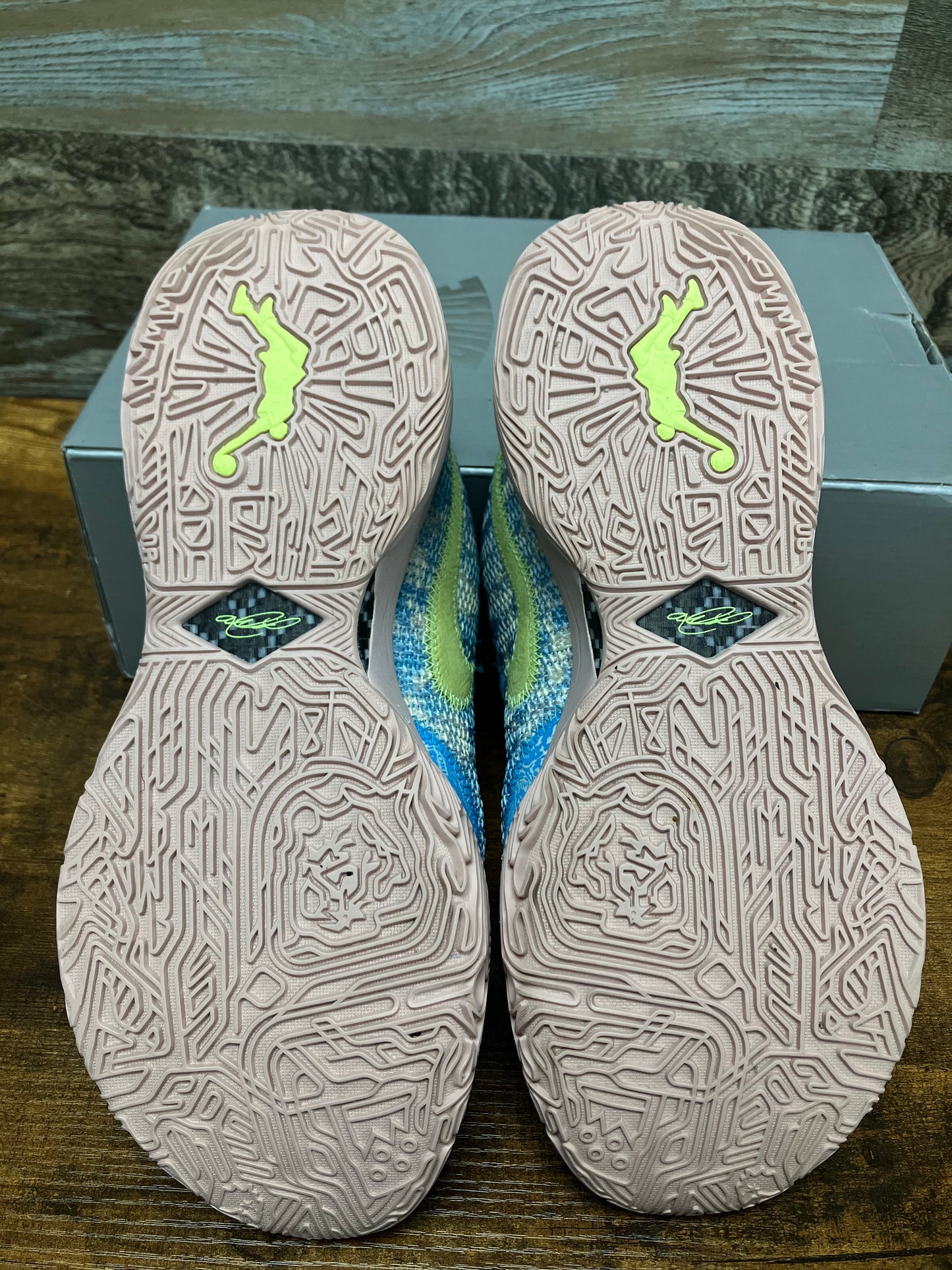 10.5-Lebron XX all star
