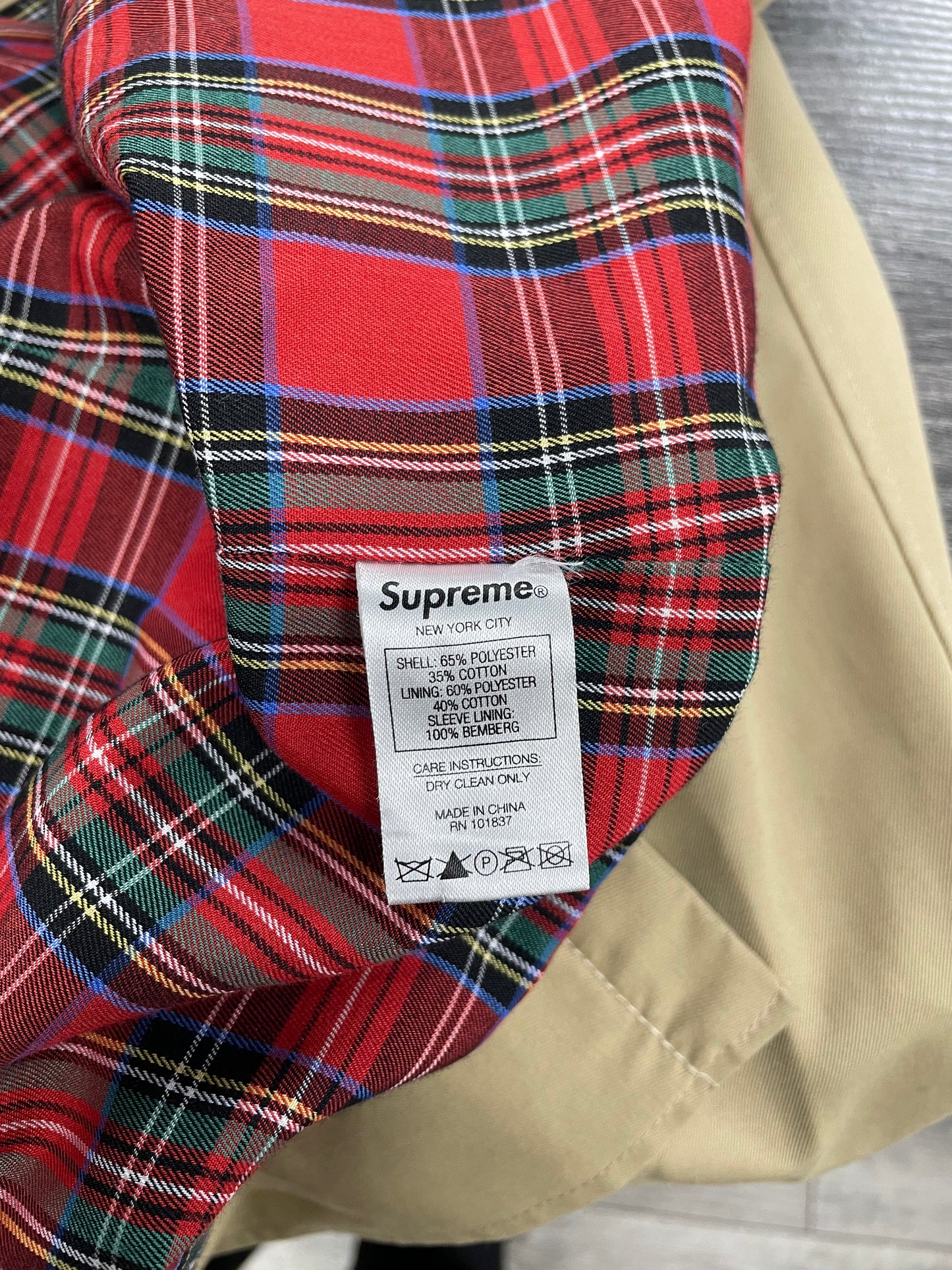 M - Supreme Beige D-Ring Trench Coat