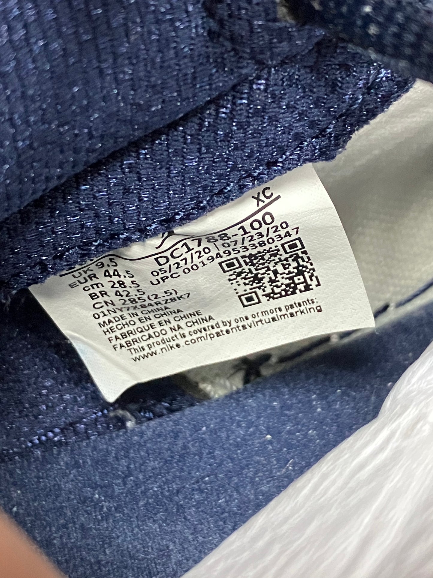 10.5-Air Jordan 1 high midnight Navy Co.Jp