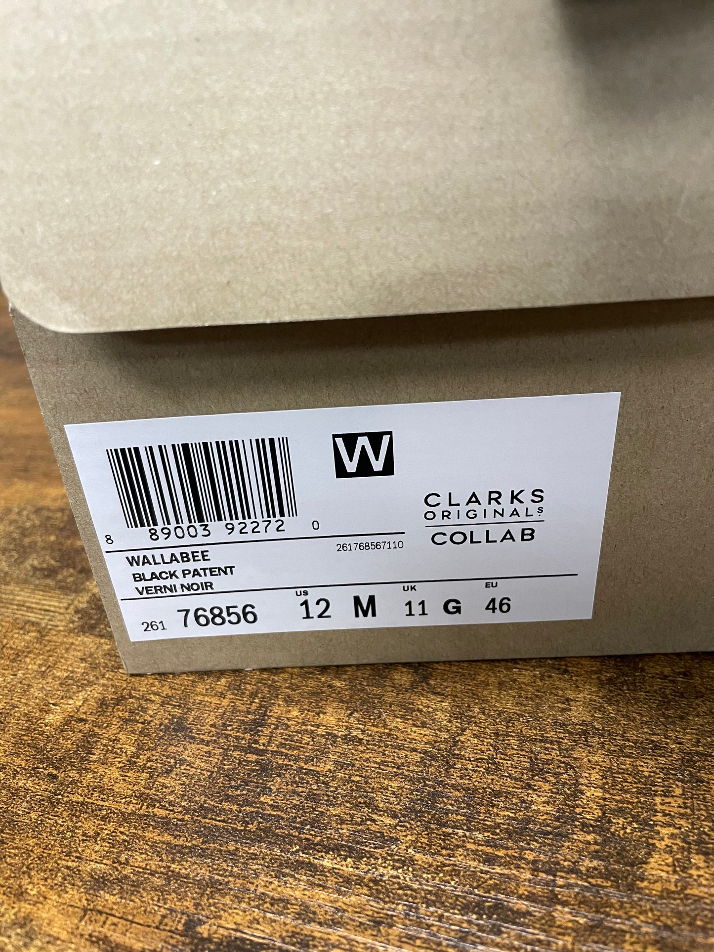 12-Supreme Clarks Wallabee Patent Leather Boot