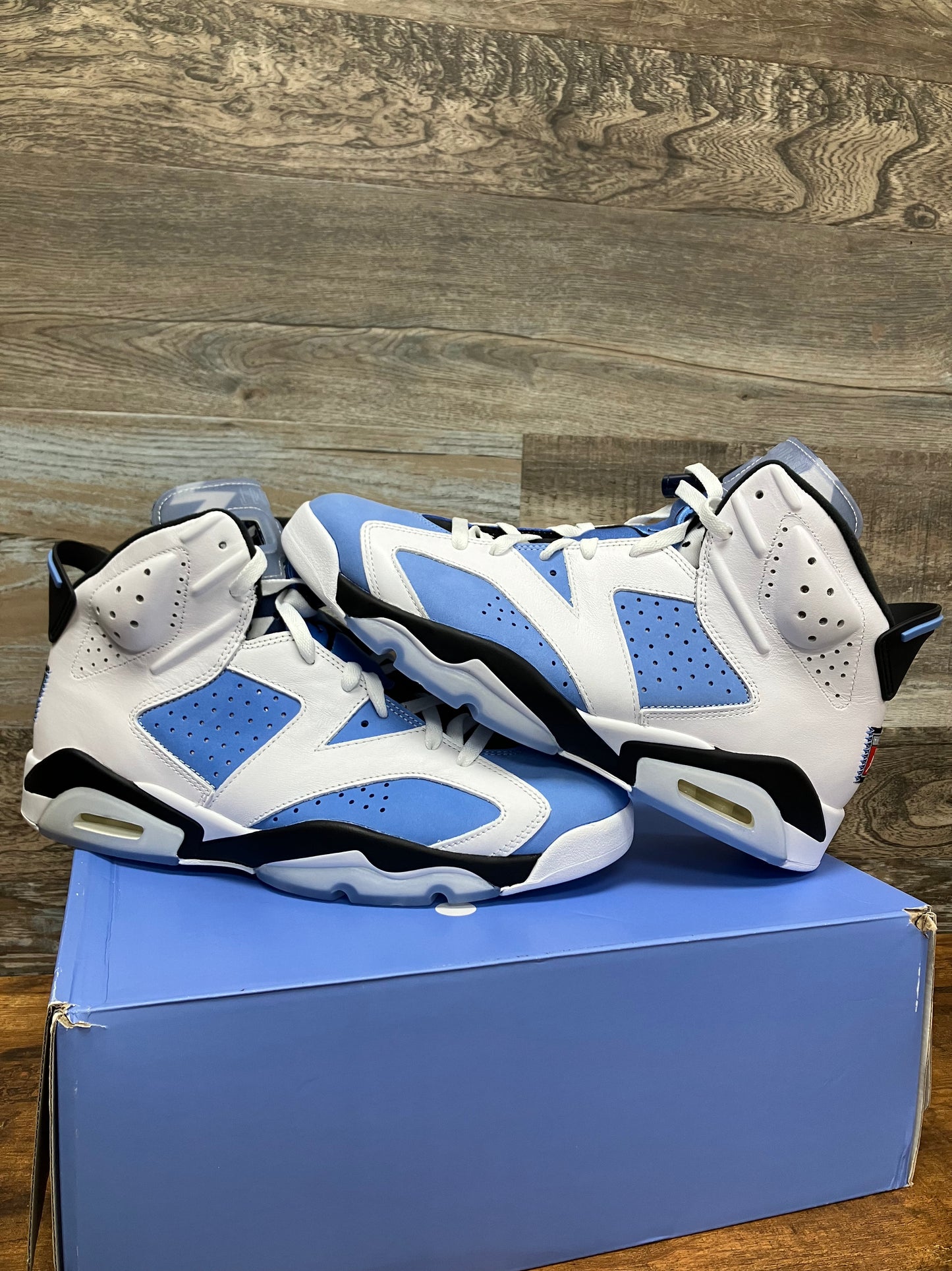 12-Air Jordan 6 UNC