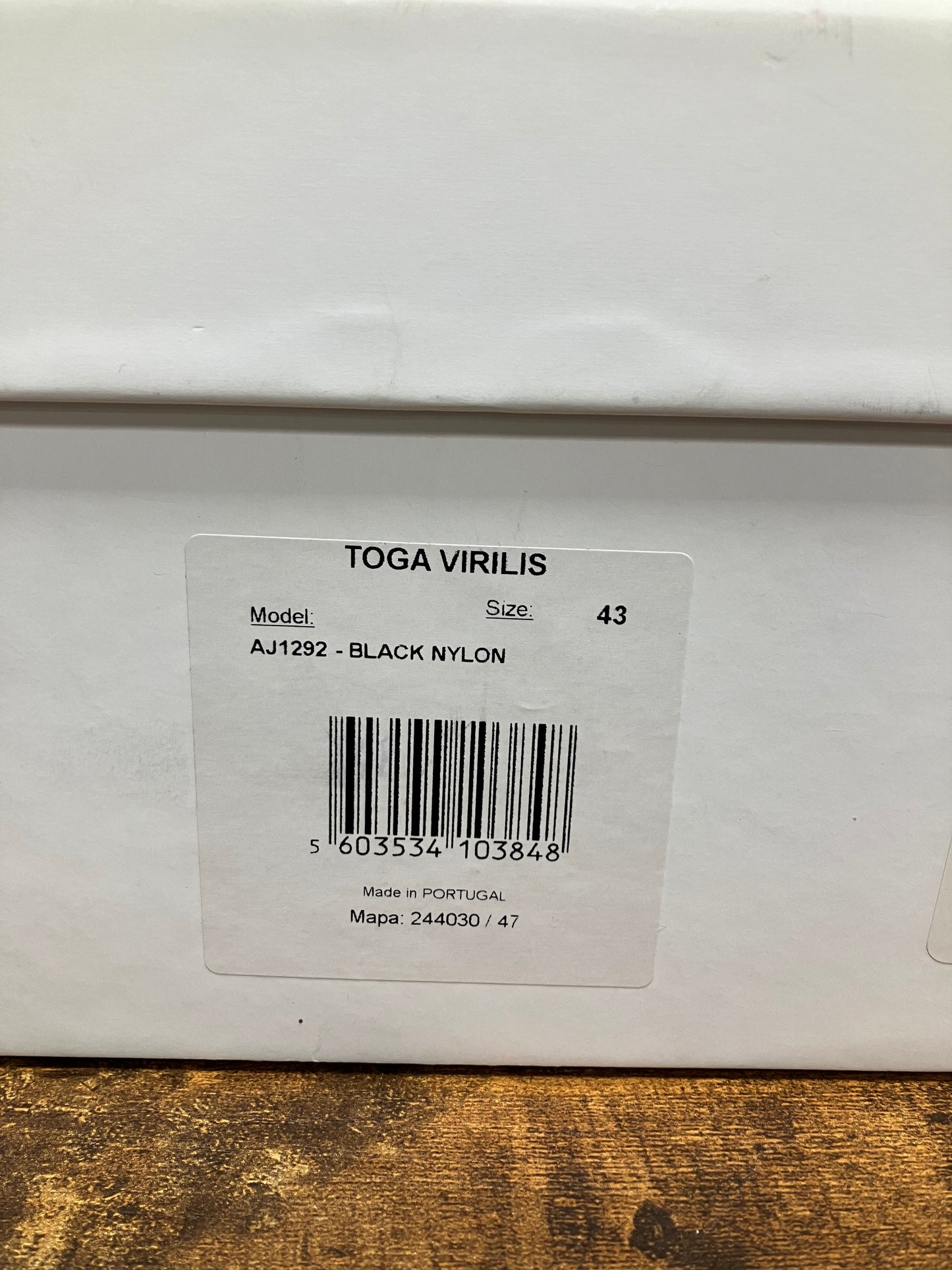 43-Toga Virilis Nylon Mule