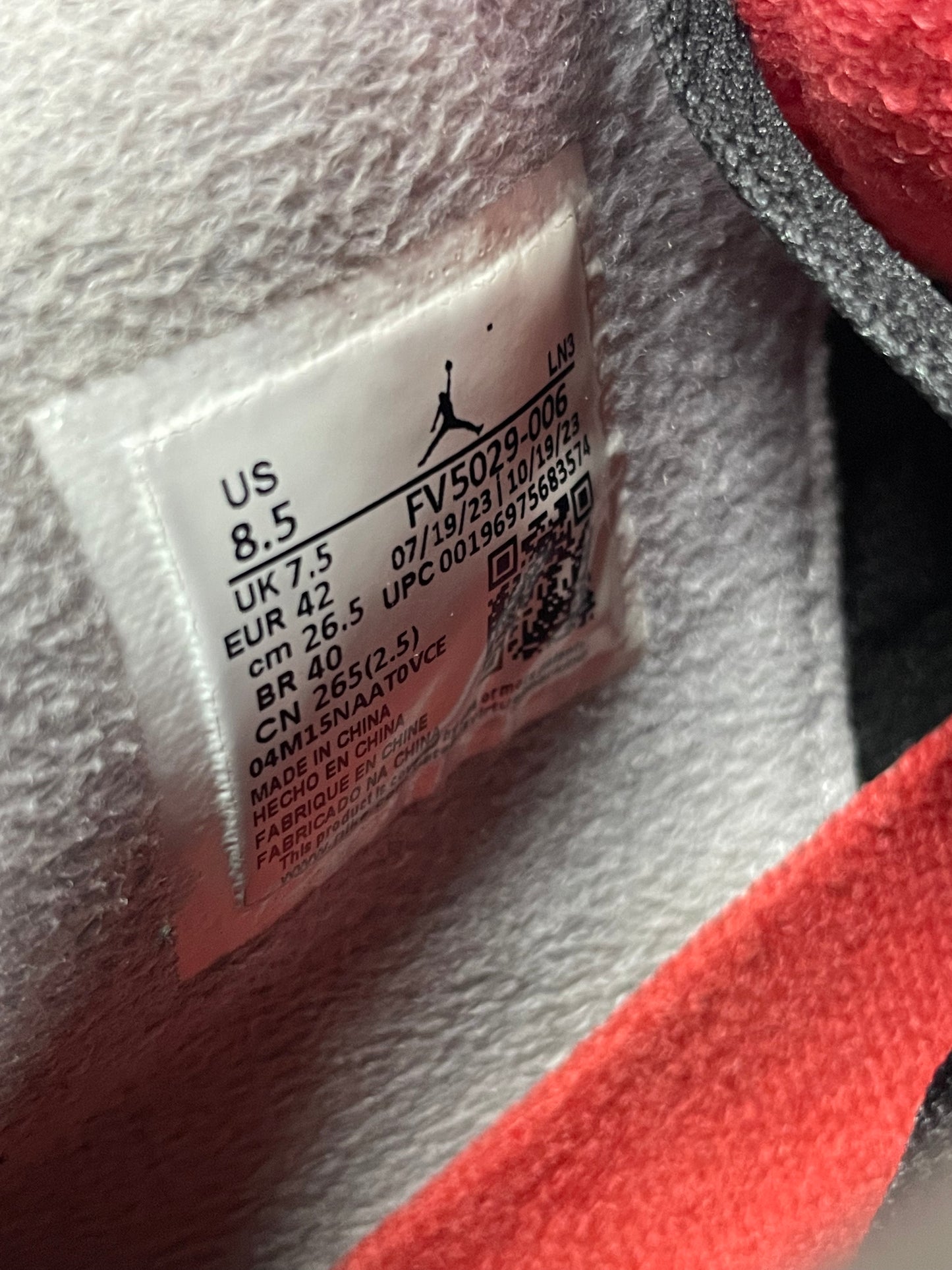 8.5-Air Jordan 4 Bred Reimagined