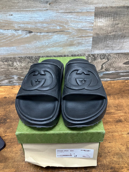 Gucci Rubber GG Slide Size 9