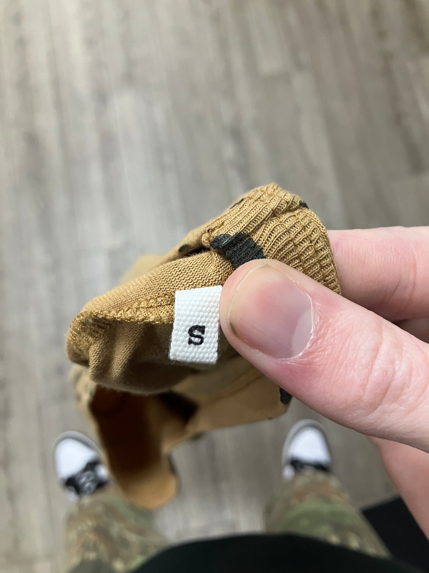 Maison Margiela AIDS Awareness V-neck Size Small