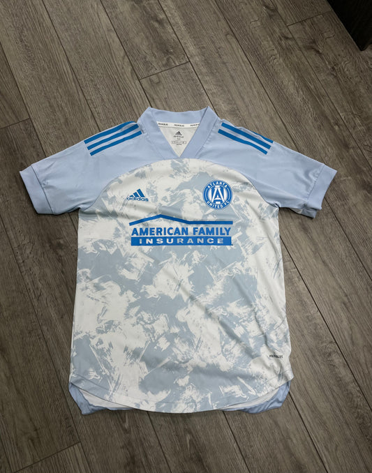 M - Adidas Atlanta United FC 2021 Primeblue jersey