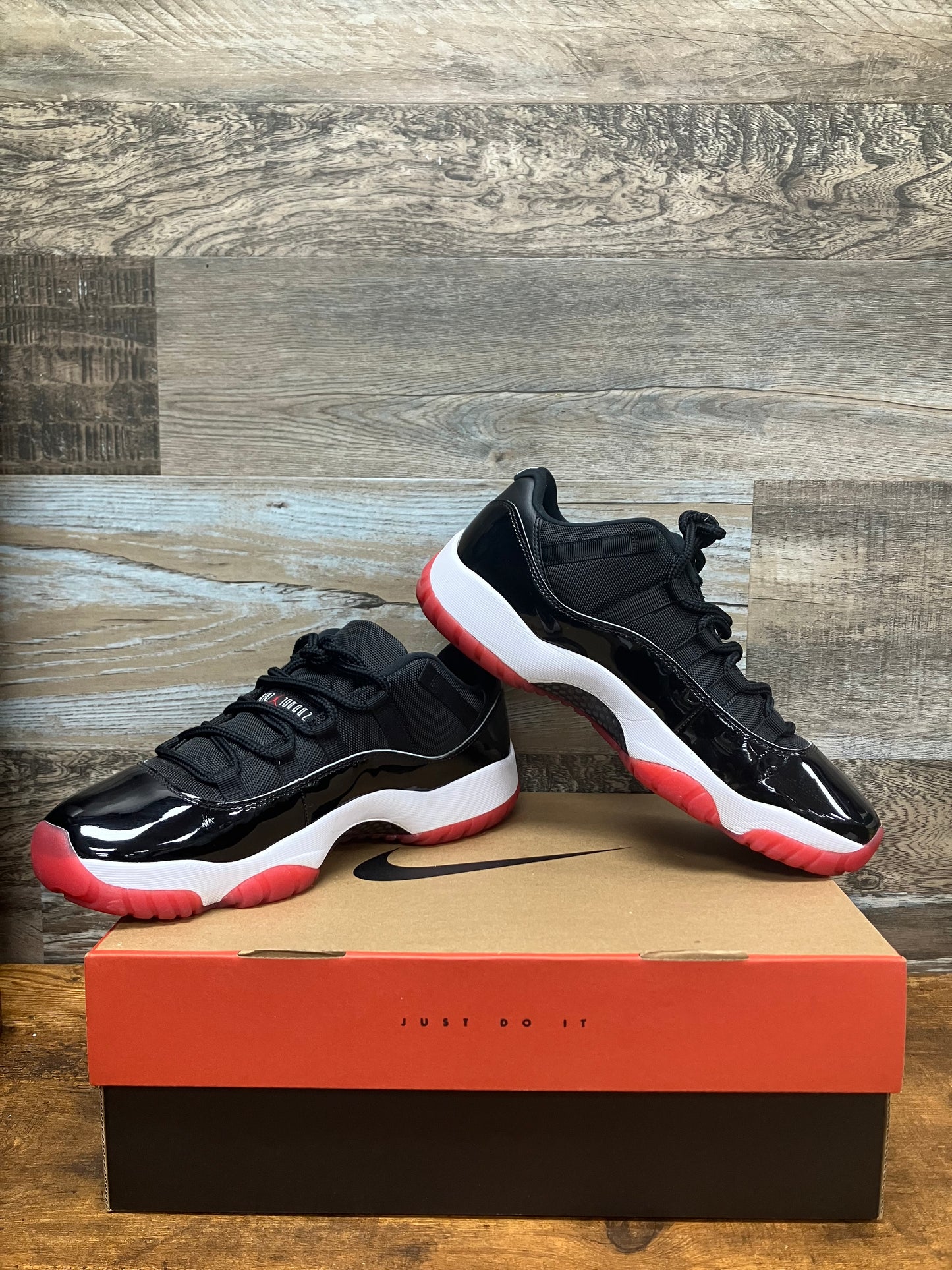 Air Jordan 11 Bred low size 12