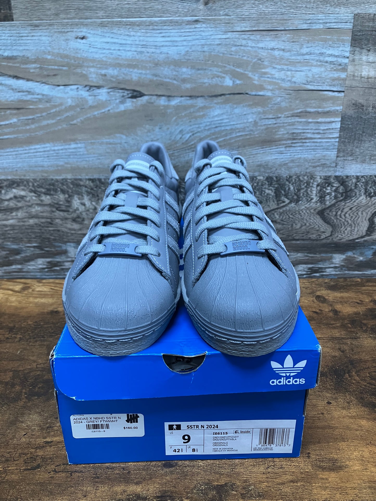 Adidas Superstar Neighborhood Size 9